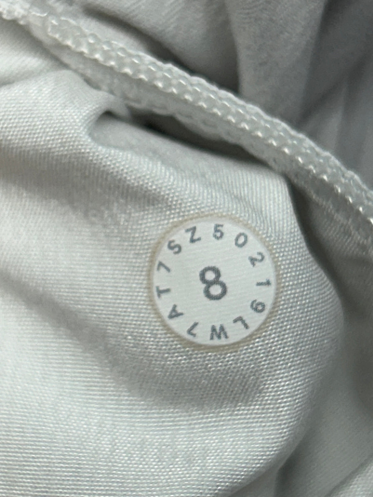 Lululemon Tracker Short V 4" Size 8 White