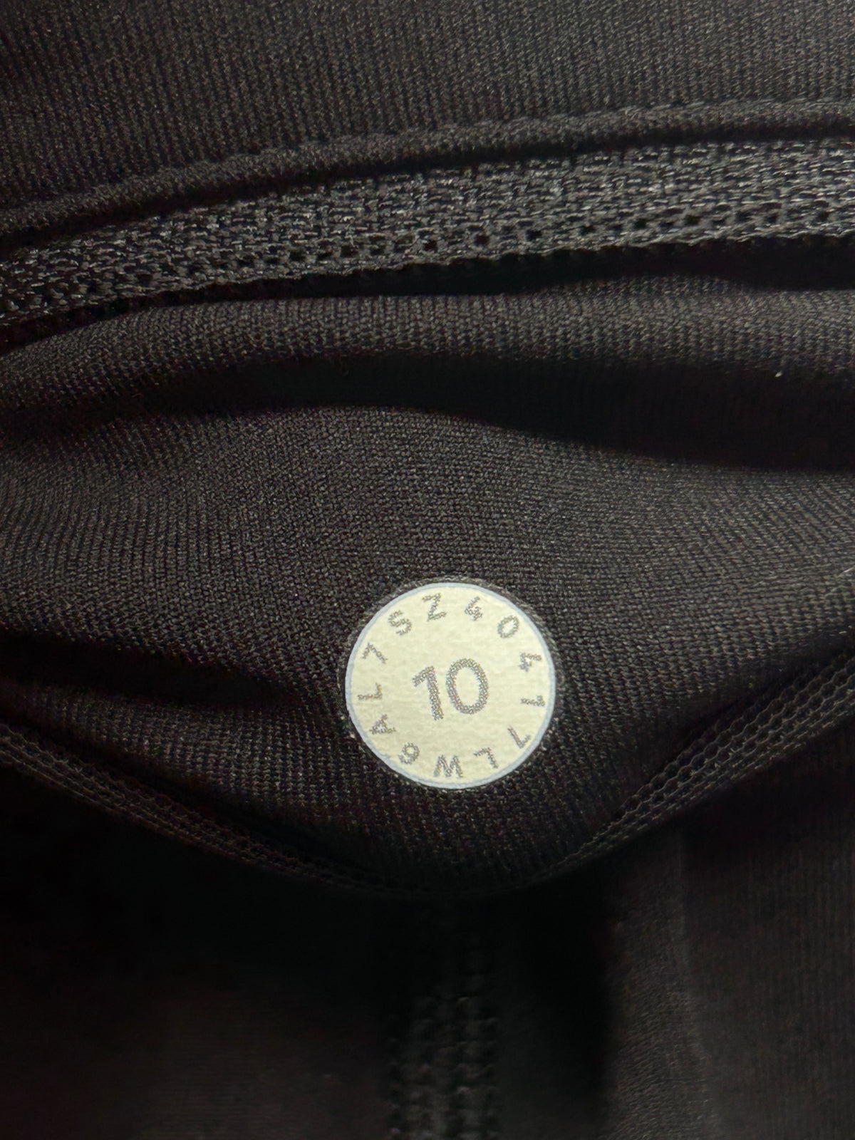 Lululemon Speed Up Crop (21") Size 10 Black
