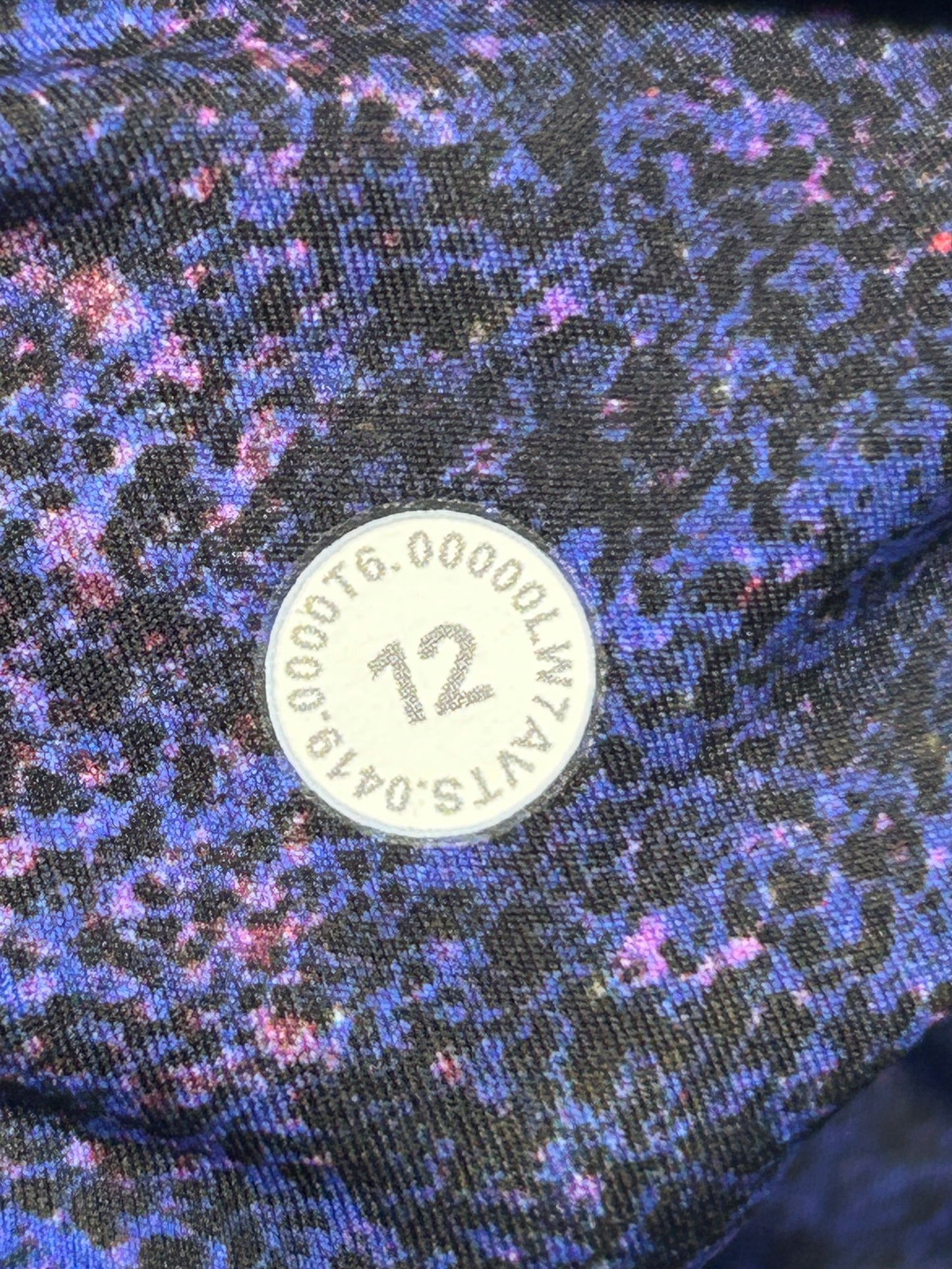 Lululemon Fast and Free Short 6" Size 12 Activate Galaxy Multi
