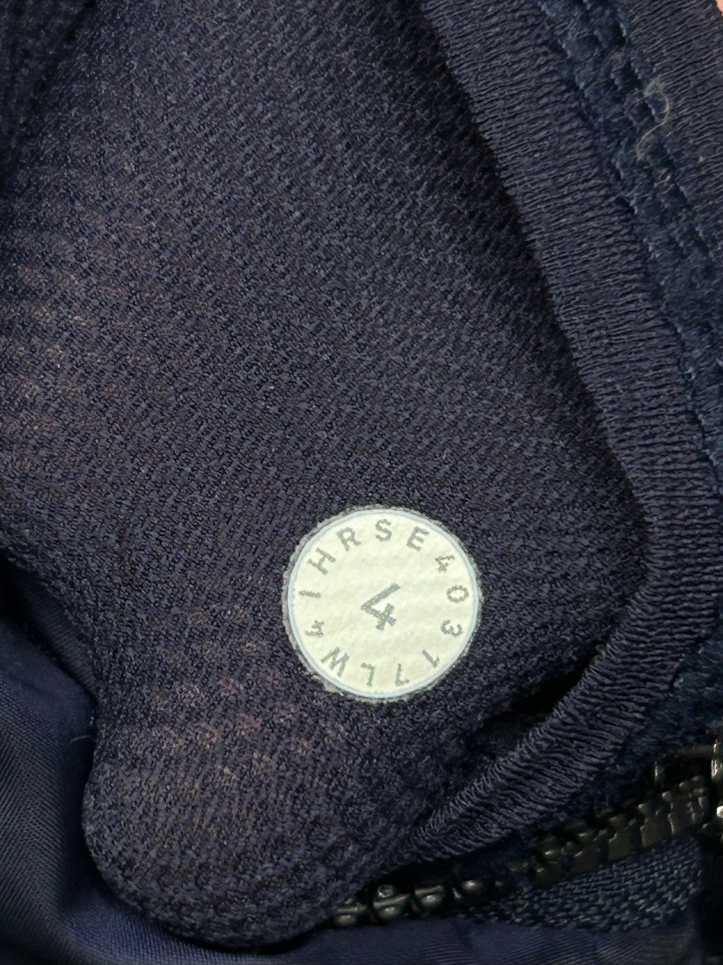 Lululemon Down For It Vest Size 4 Midnight Navy