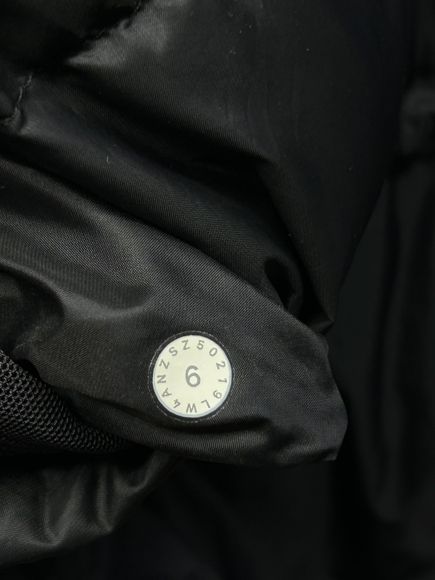 Lululemon Cloudscape Jacket Size 6 Black