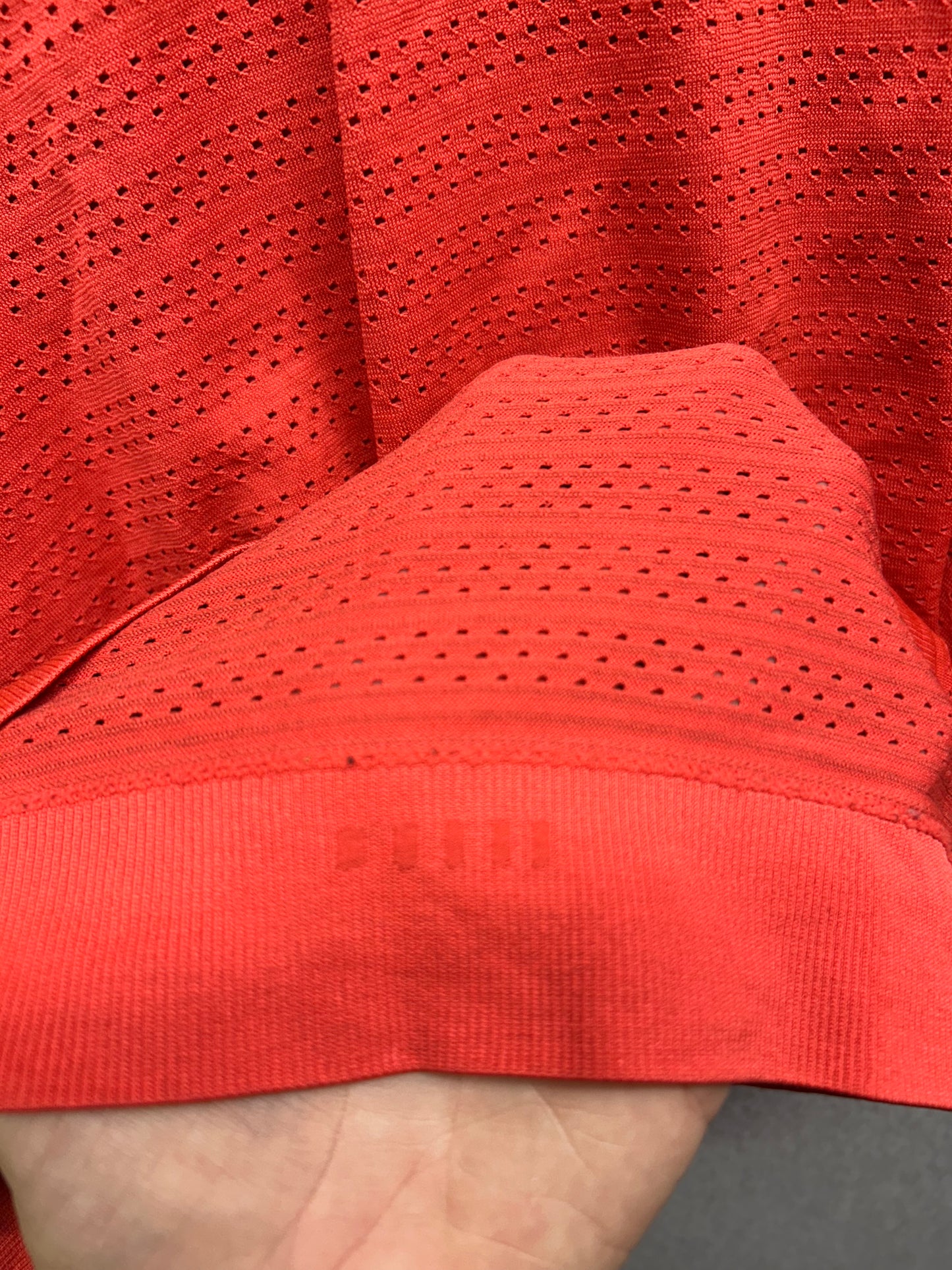 Lululemon Breeze By Long Sleeve Size 12 Aries