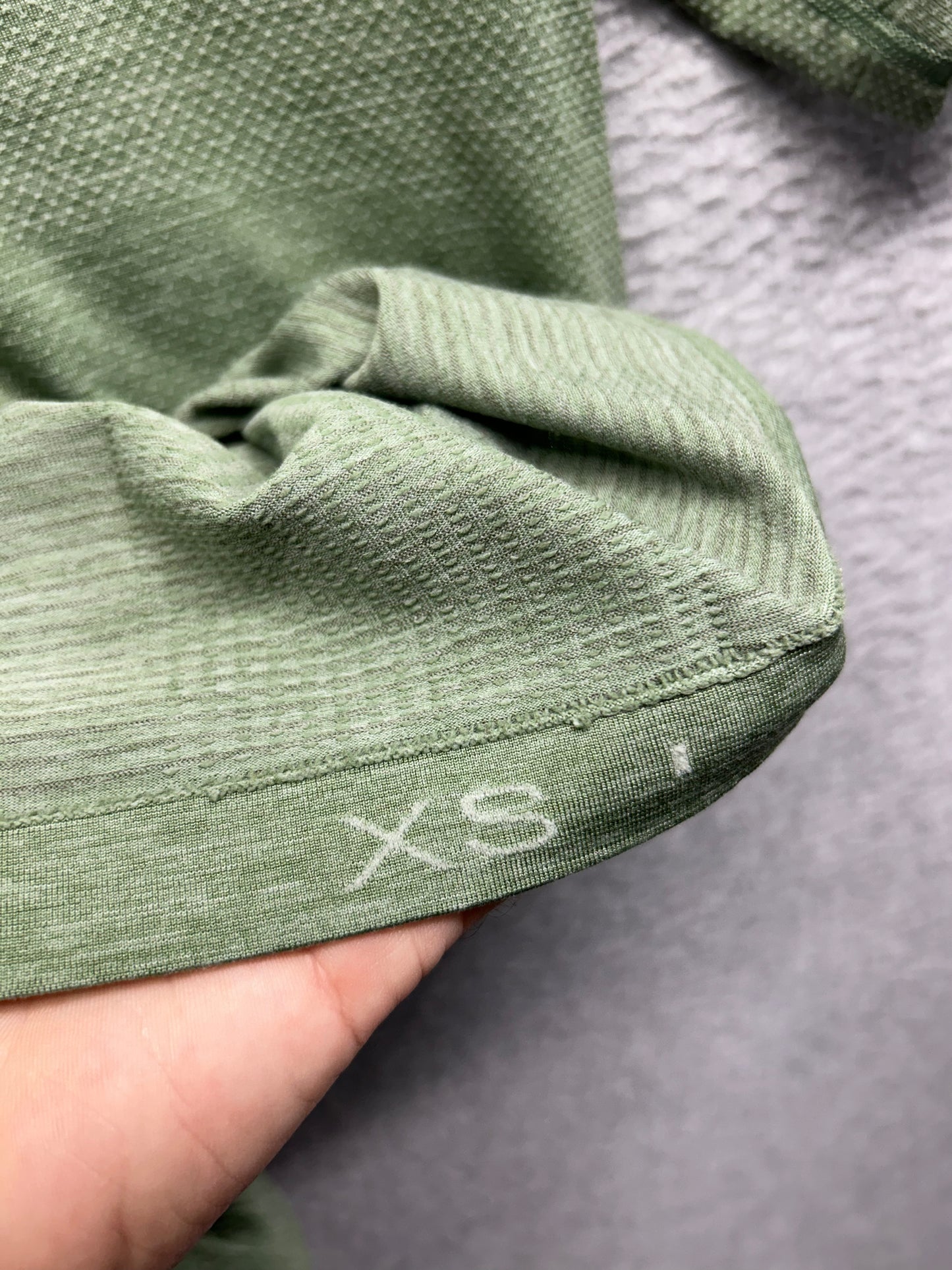 Lululemon Metal Vent Tech Short Sleeve 2.0 Size XS Algae Green