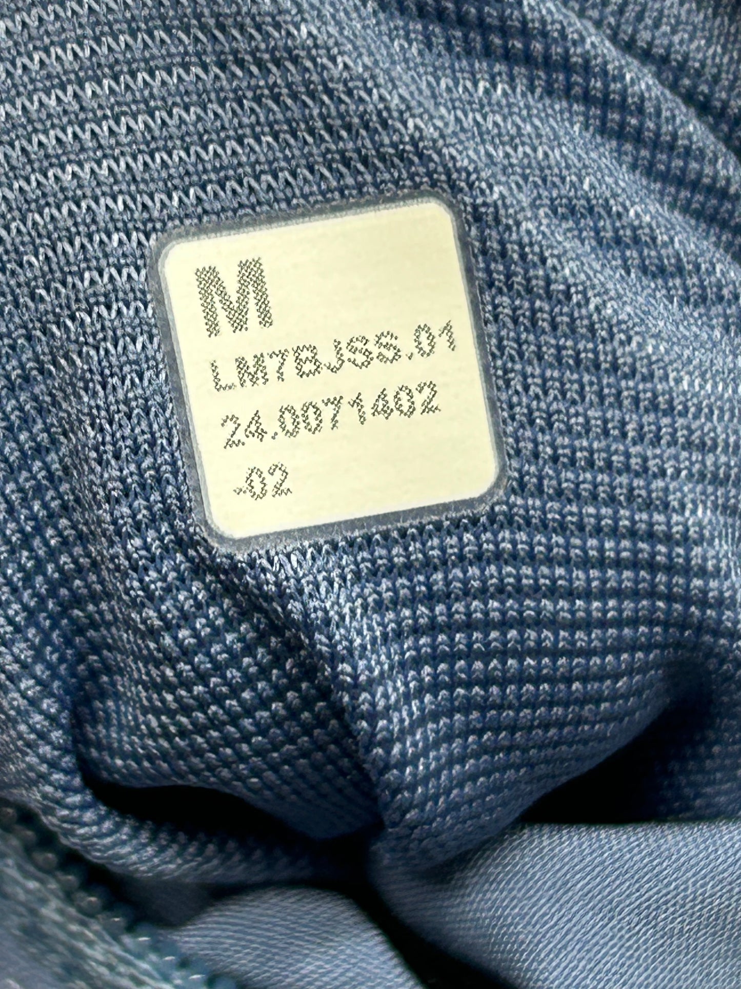 FLAWED Lululemon Zeroed In Linerless Short 7" Size Medium (Square) Blue