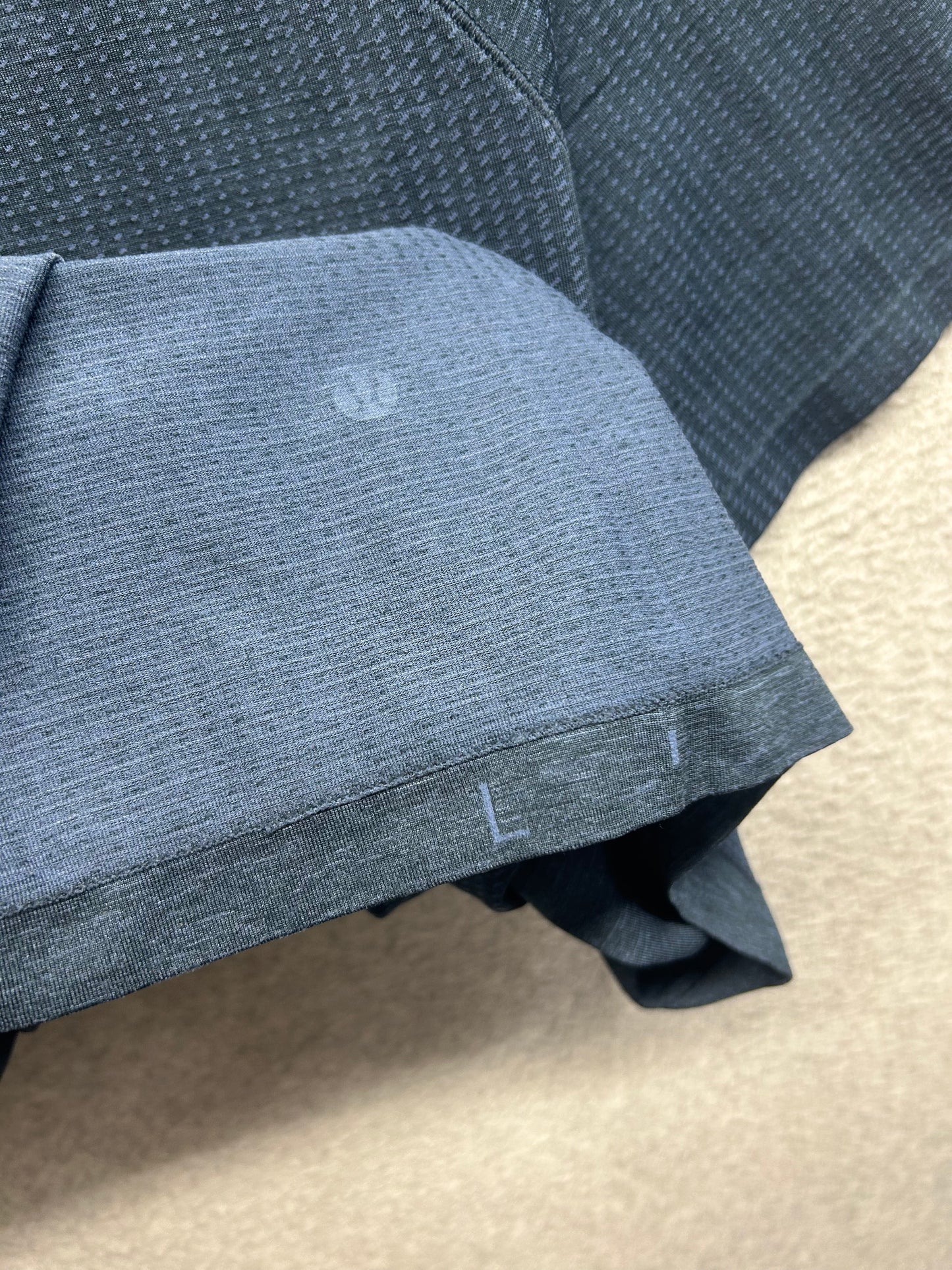 Lululemon Metal Vent Tech Short Sleeve Size Large True Navy