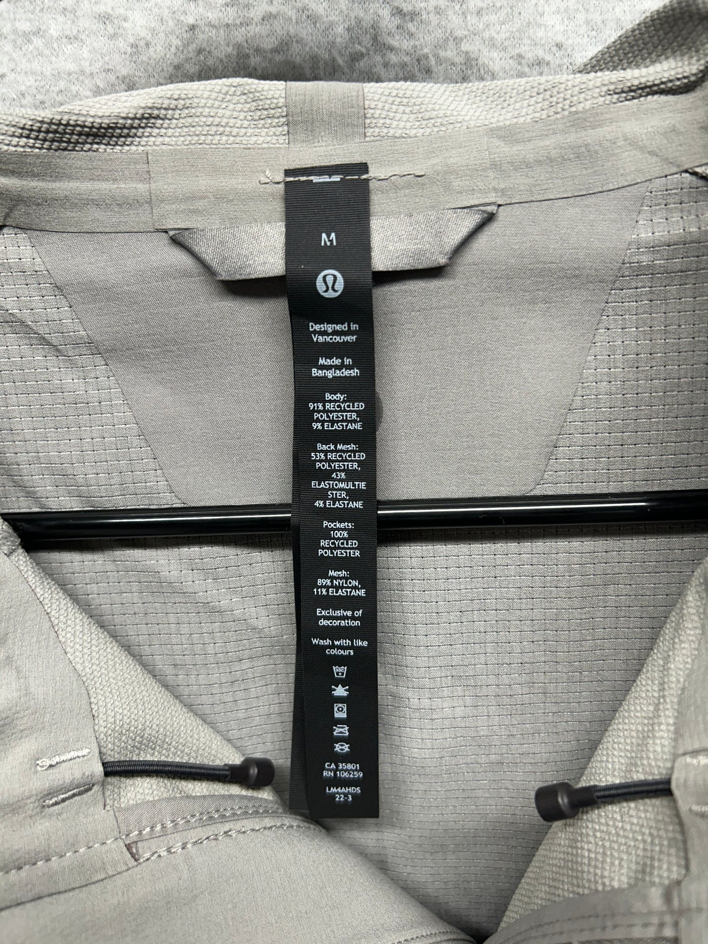 Lululemon Warp Light Packable Jacket Size Medium Gull Grey