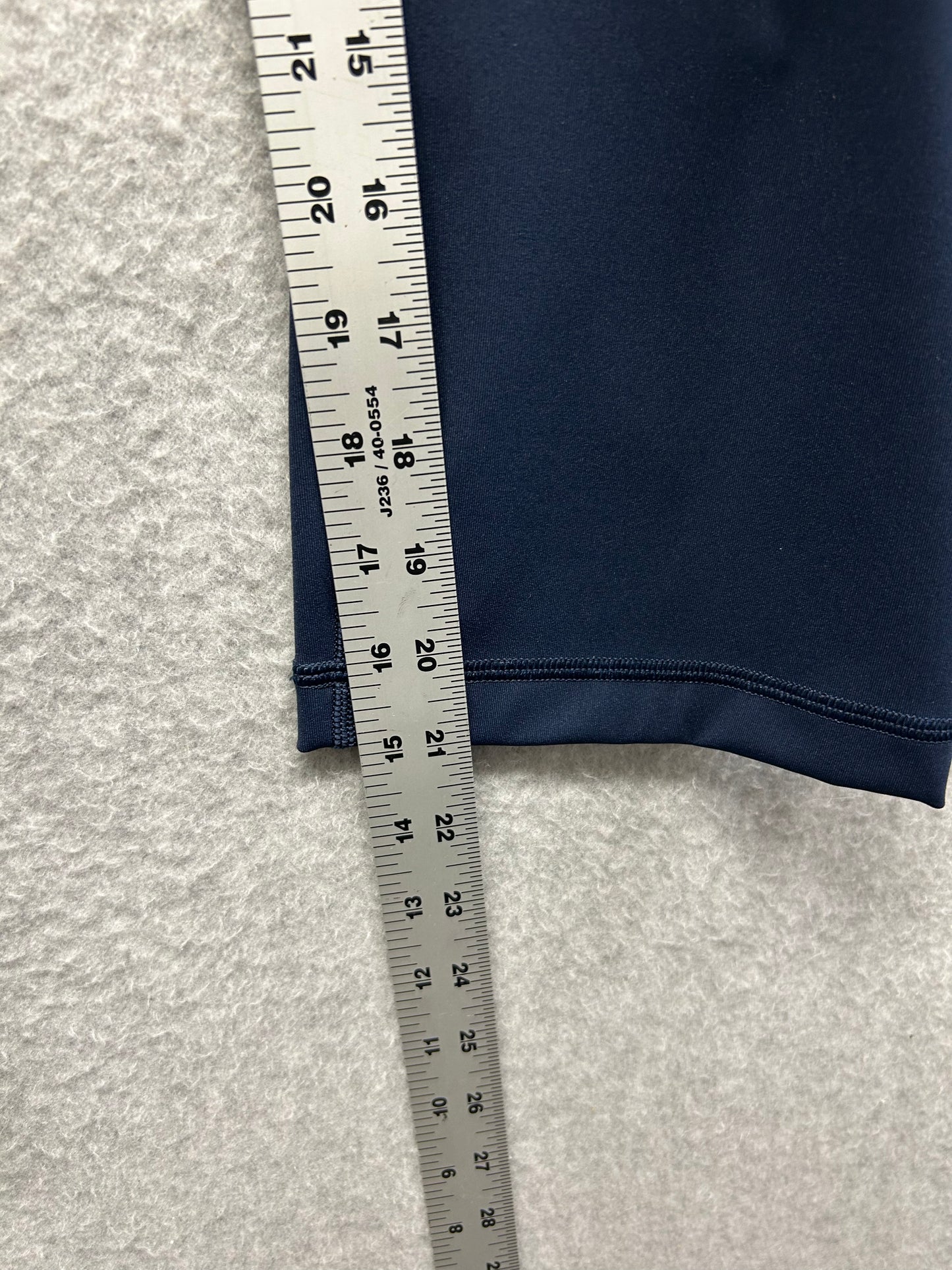 Lululemon Wunder Under Crop Hi-Rise Full-On Luxtreme 21" Size 20 True Navy