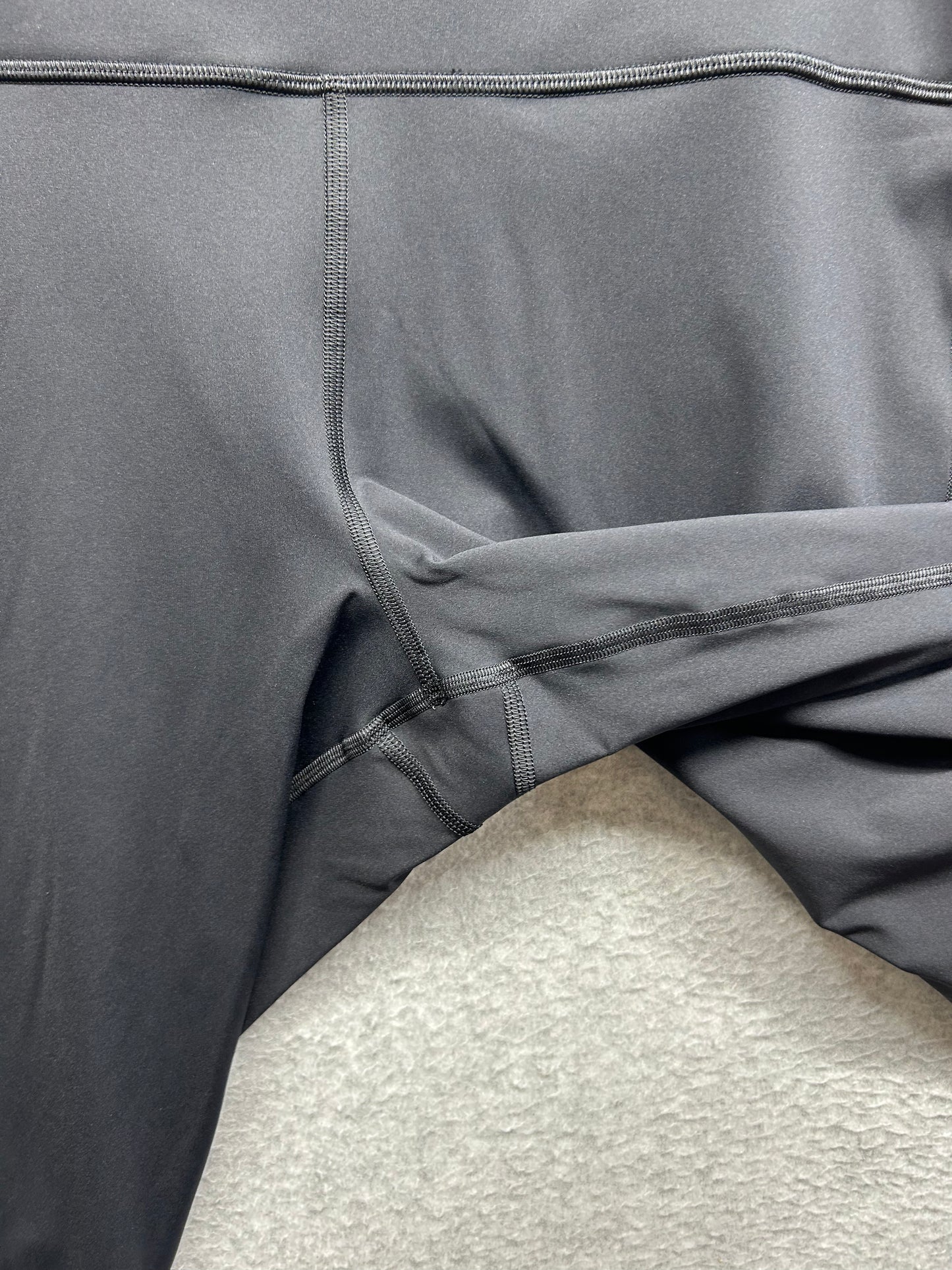 Lululemon Fast & Free 7/8 Tight II Nulux 23" Size 20 Black