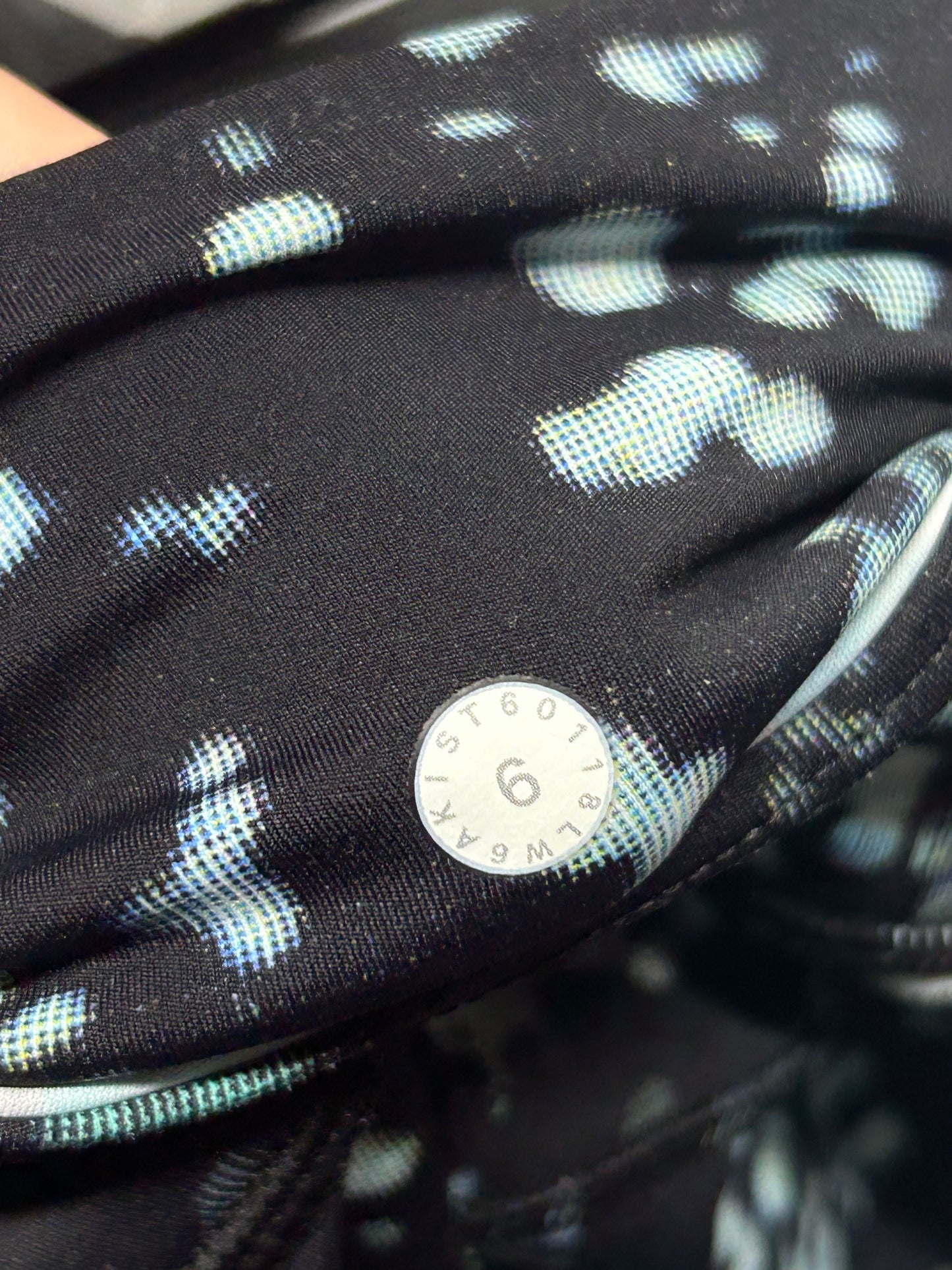 Lululemon Fast & Free Crop II 19" Size 6 Pixel Haze Multi Black