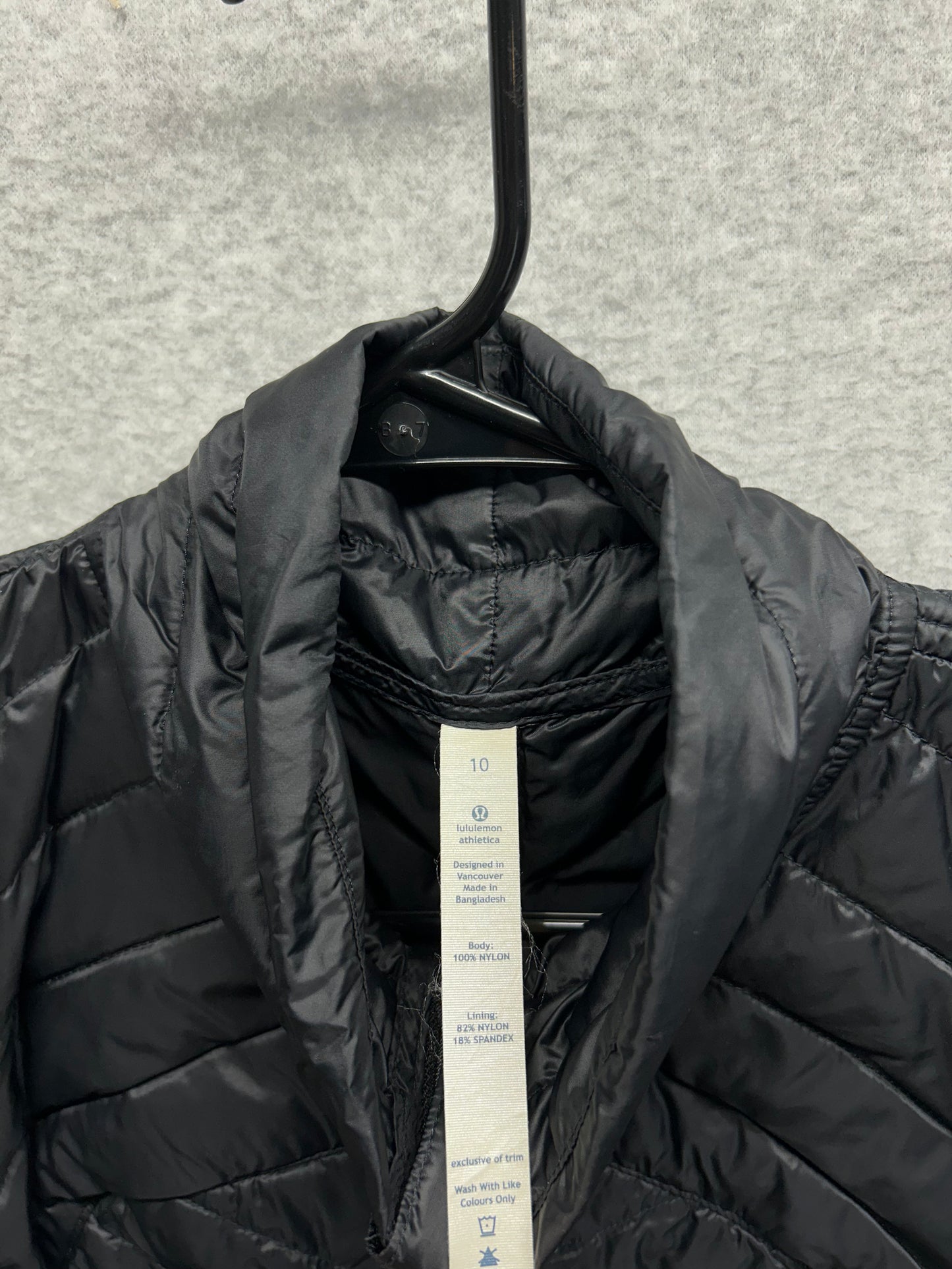 Lululemon Ride On 650 Down Vest Size 10 Black