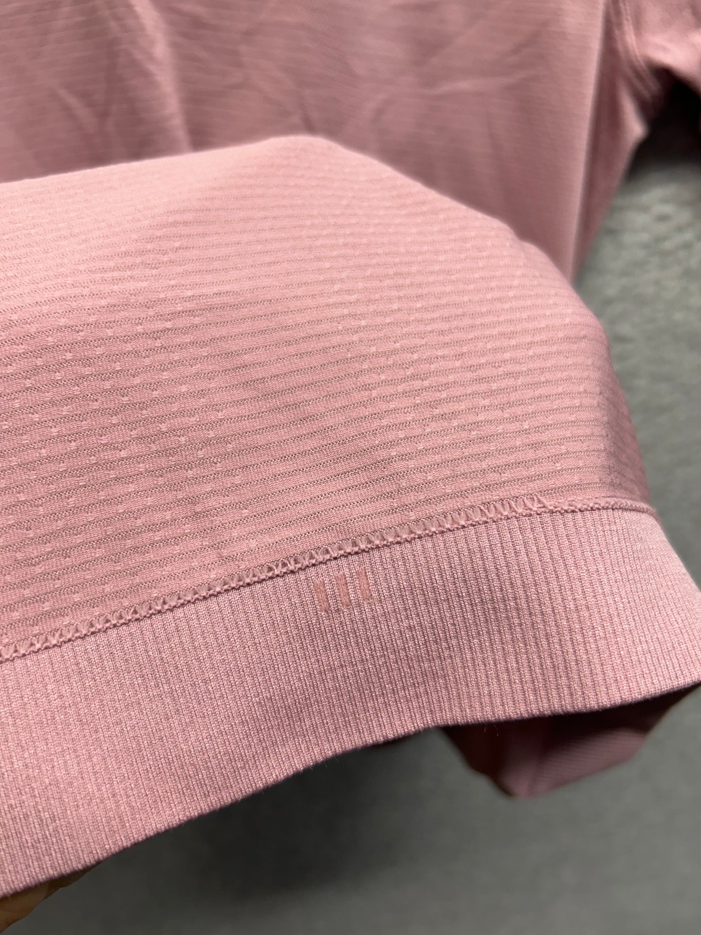 Lululemon Swiftly Relaxed Long-Sleeve Shirt Hip Length Size 8 Pink Haze