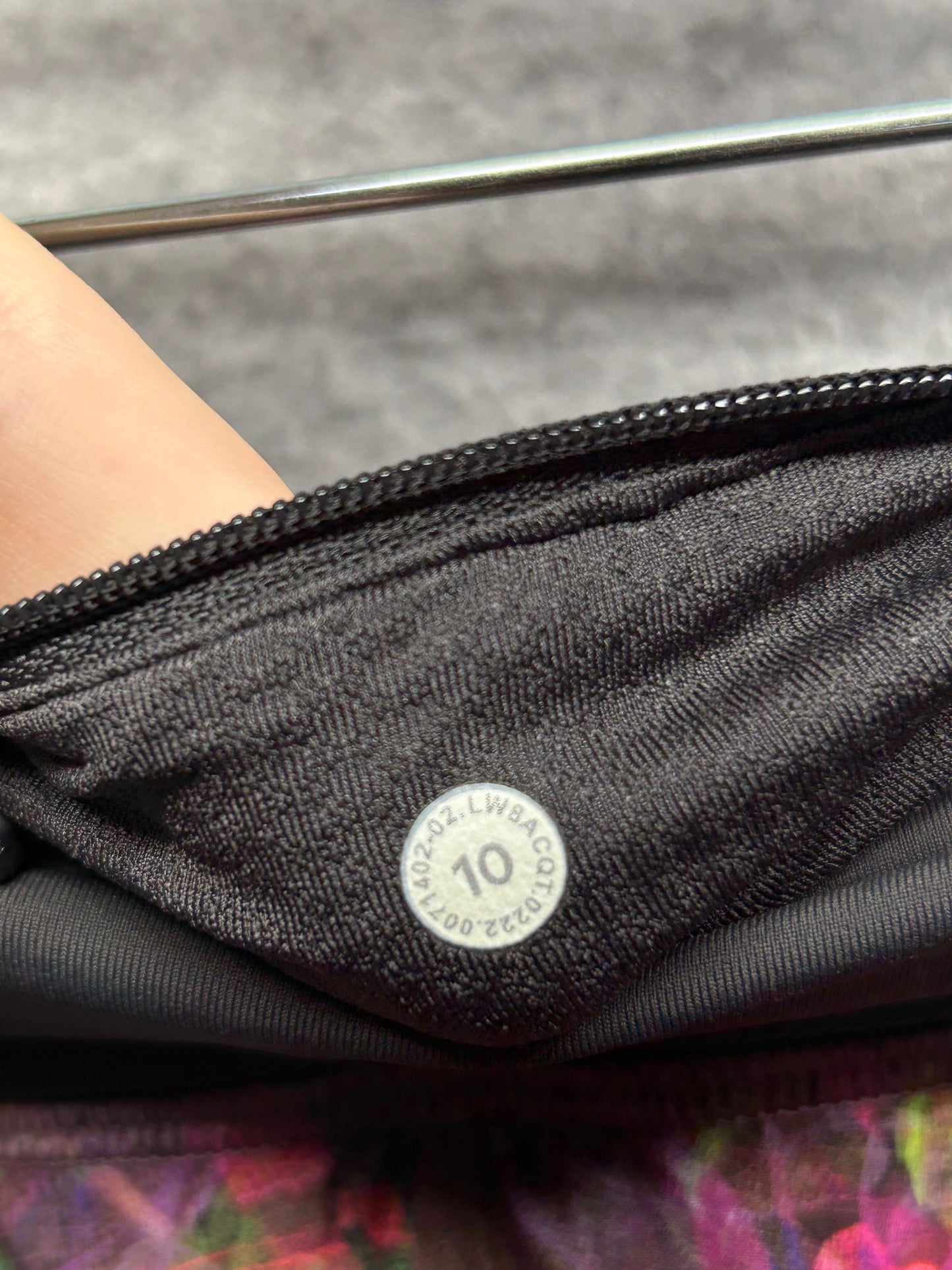 Lululemon Pace Rival Mid-Rise Skirt Size 10 Vivid Floral Tone Multi