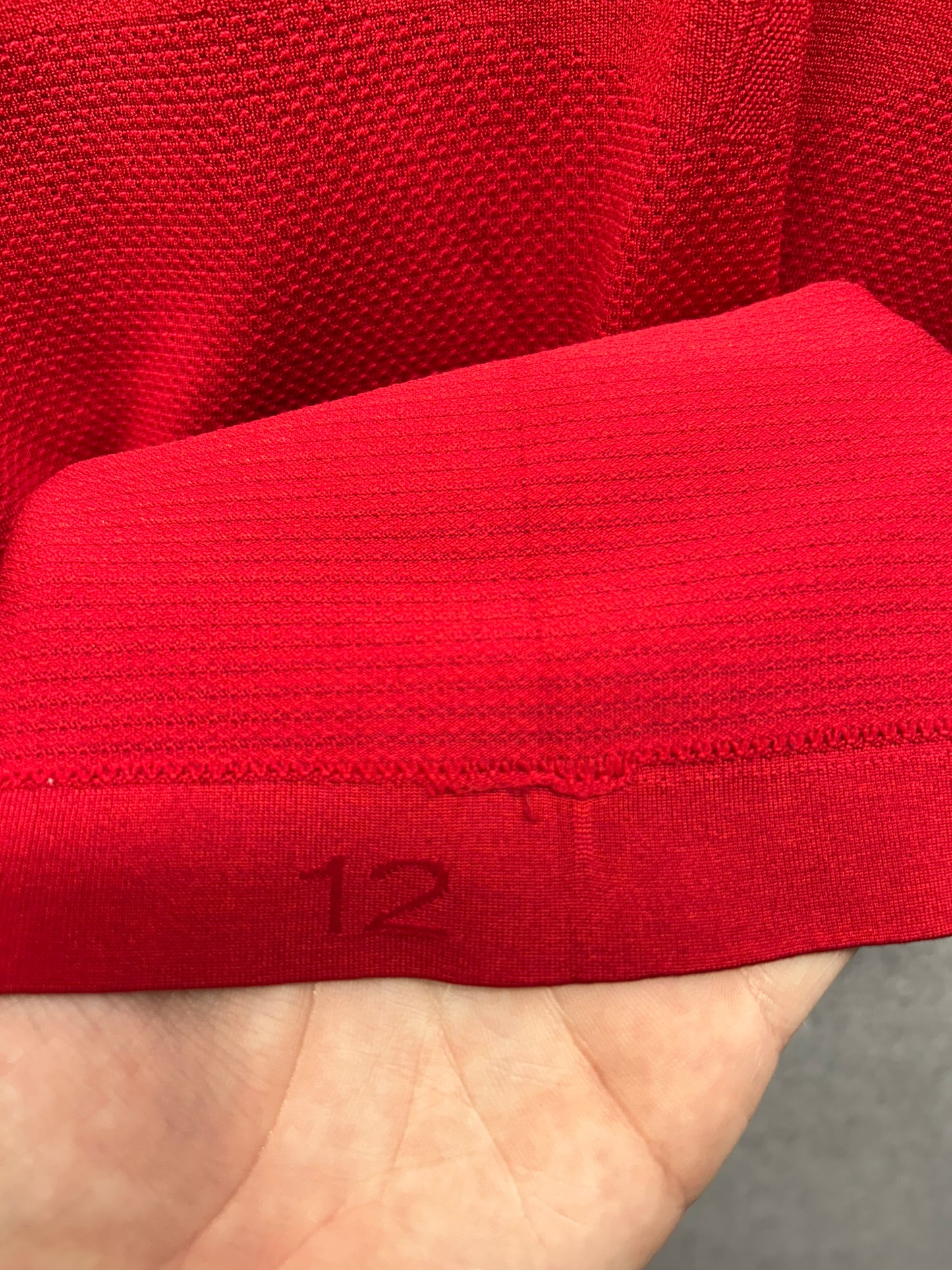 Lululemon New Year Swiftly Tech Short Sleeve Shirt 2.0 Size 12 Dark Red