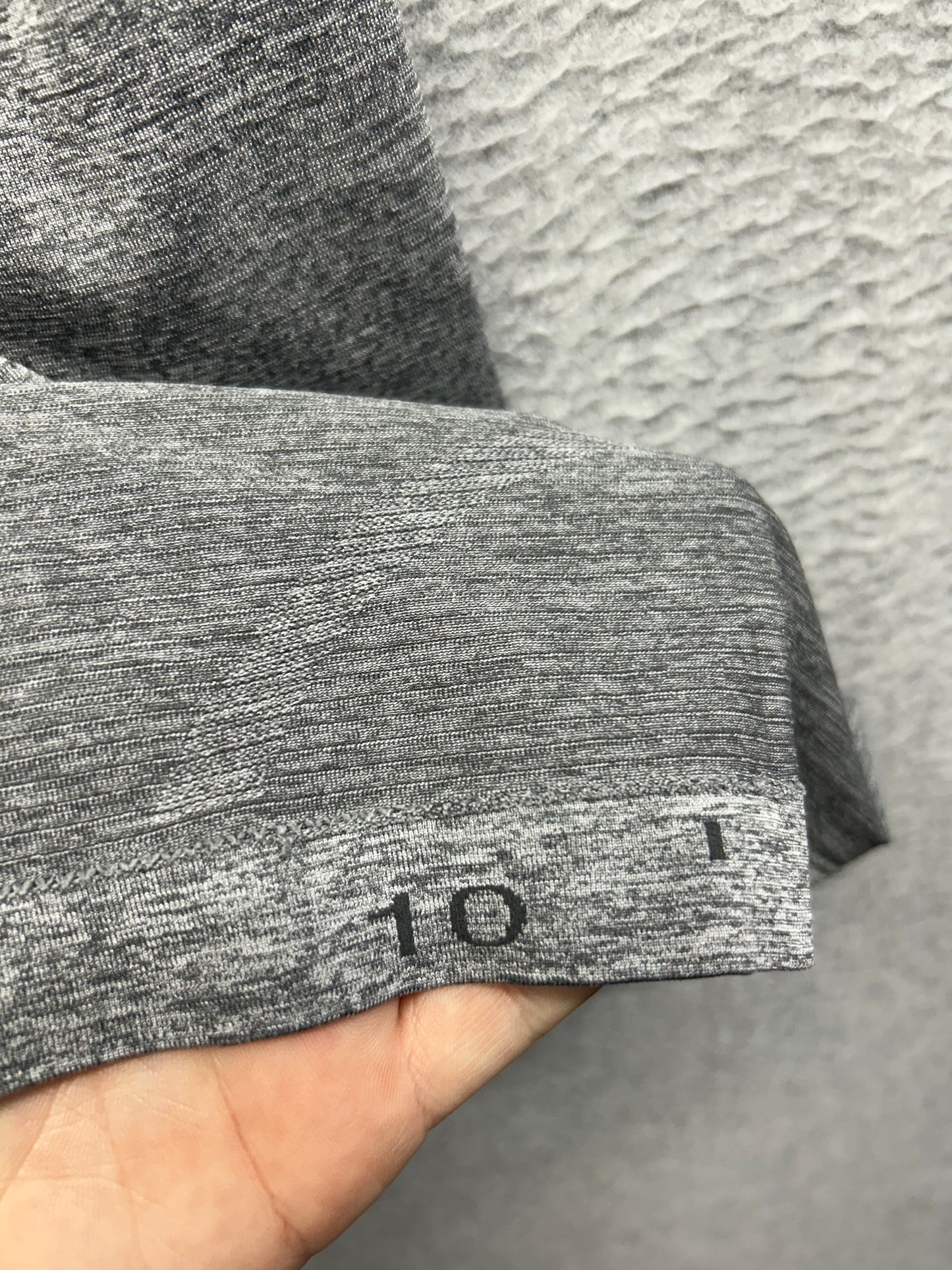 Lululemon Swiftly Tech Racerback Tank Top 2.0 Race Length Size 10 Slate
