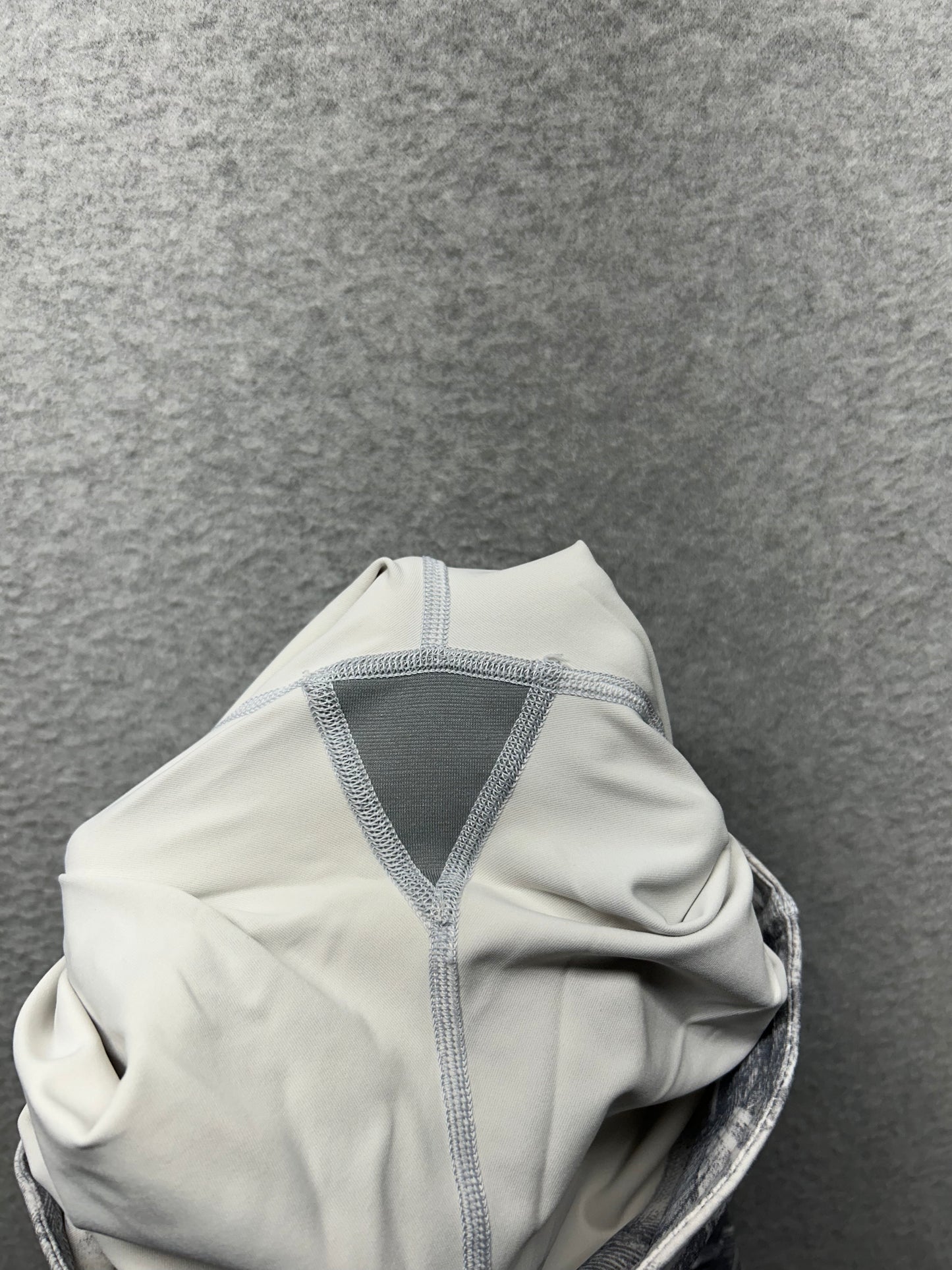 Lululemon Wunder Train Everlux 27" Size 4 Embers Multi
