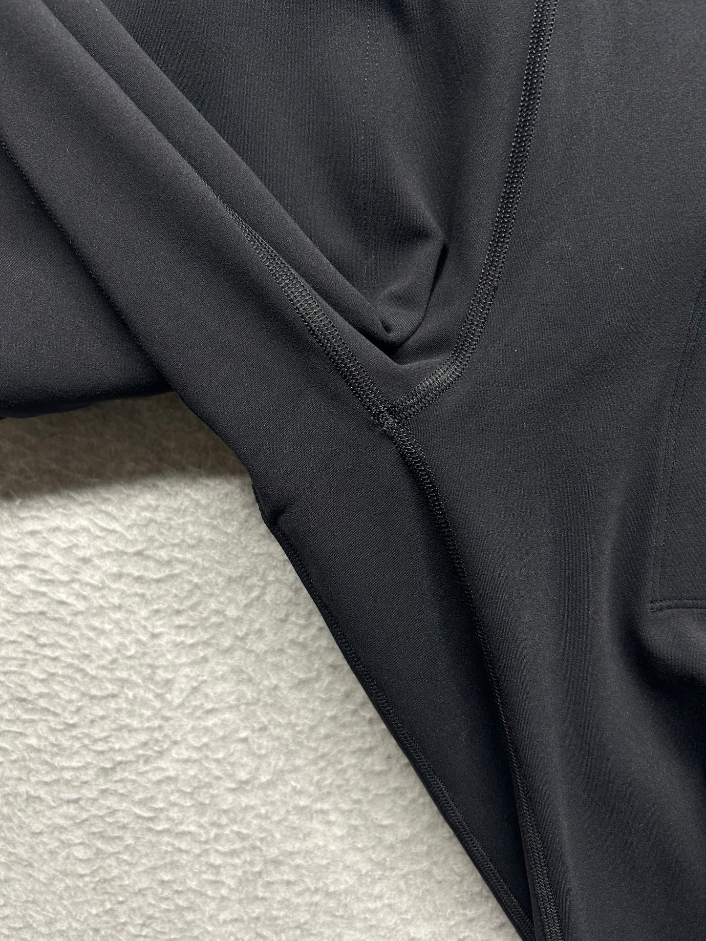 Lululemon Align Jogger 28" Size 4 Black