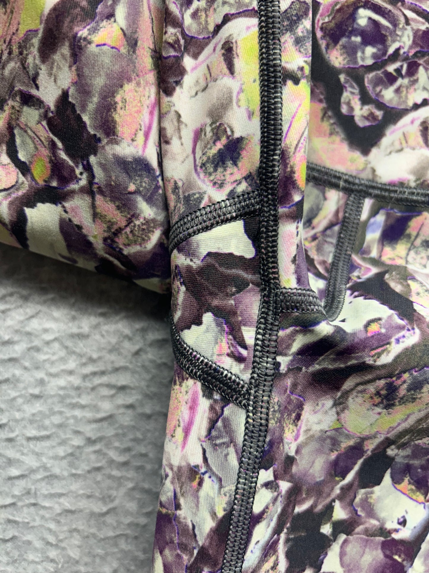 Lululemon Wunder Under High-Rise Tight 25" Full-On Luxtreme Size 0 Terazzo Glaze Multi