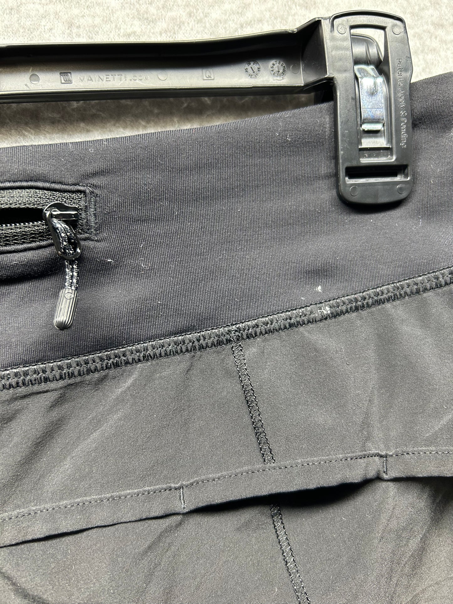 Lululemon Speed Up Short 2.5" Size 4 Black