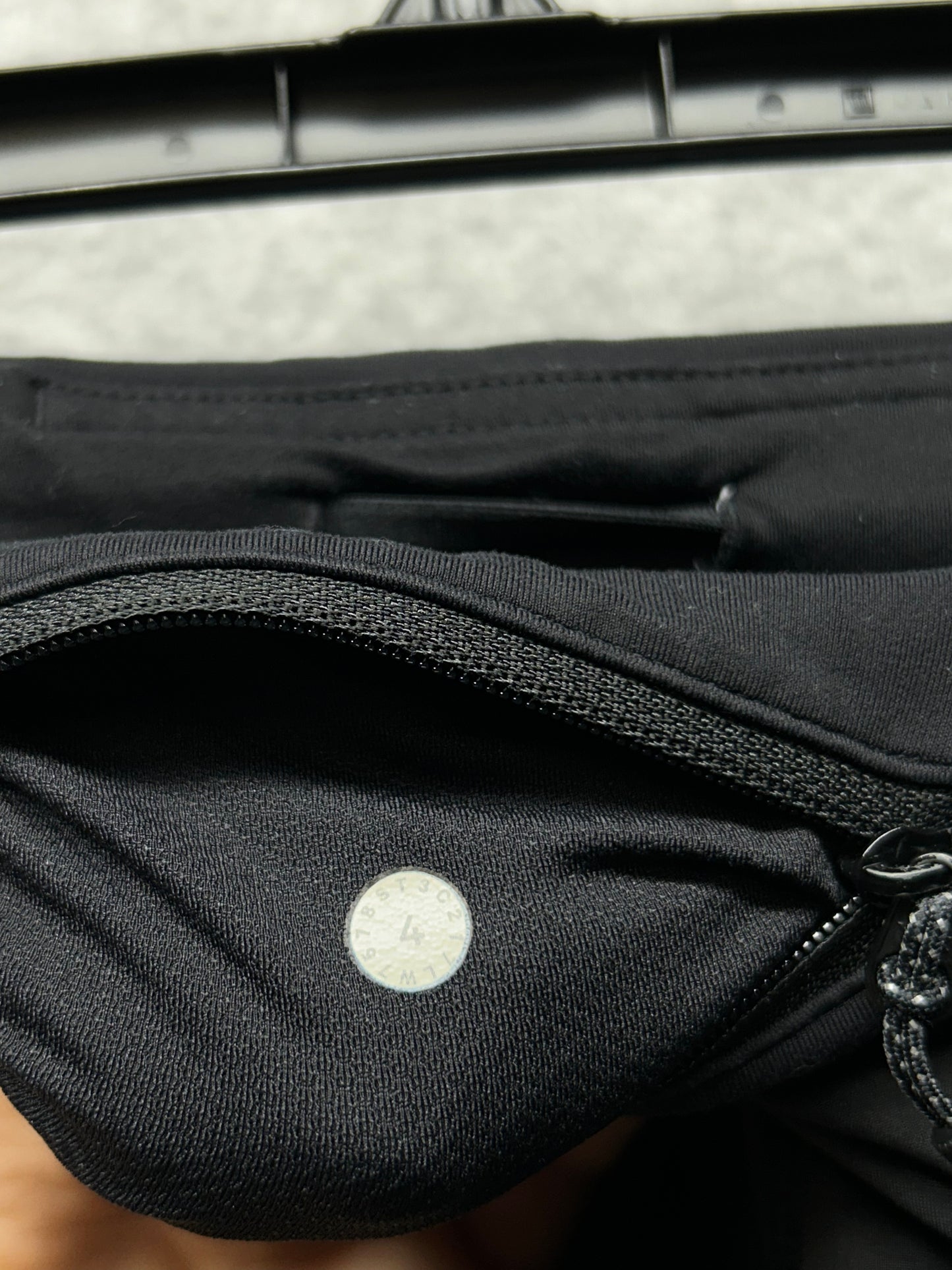 Lululemon Speed Up Short 2.5" Size 4 Black