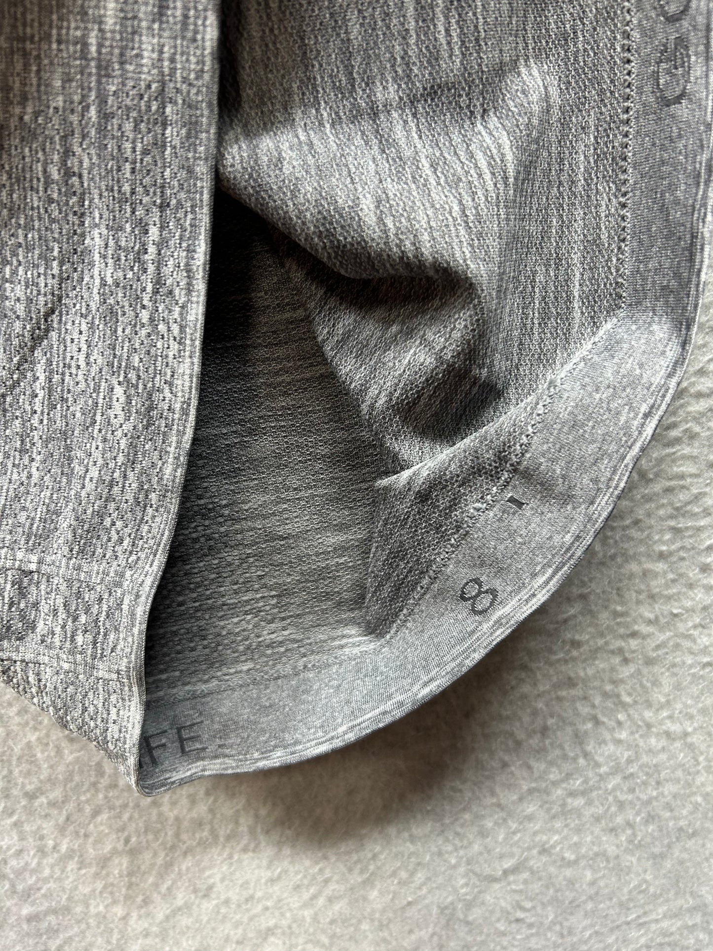 Lululemon Swiftly Tech Short Sleeve Crew Size 8 Heathered Slate