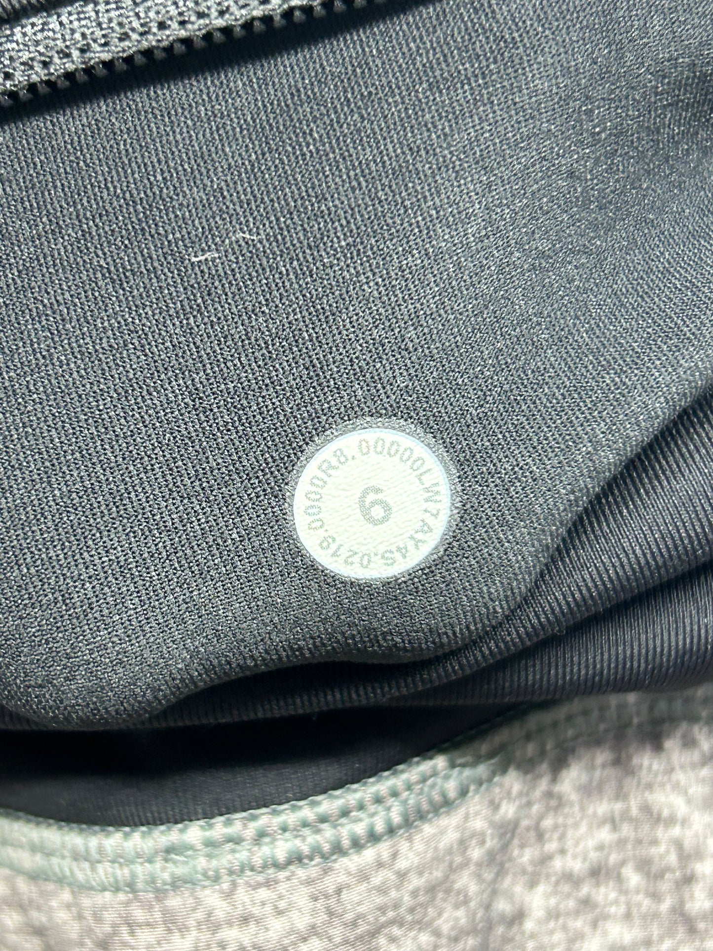 Lululemon Speed Up Short High-Rise 2.5" Size 6 Heather Lux Multi Black
