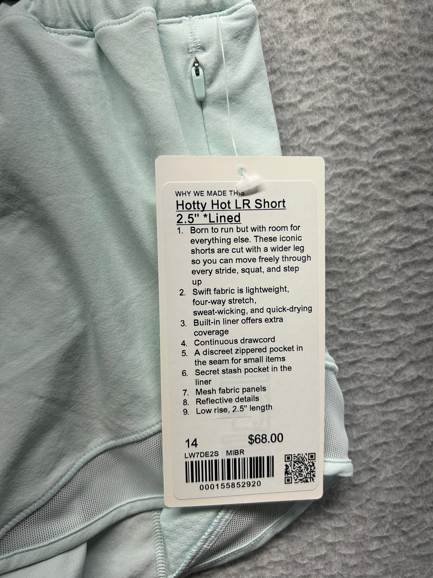 Lululemon Hotty Hot Low-Rise Lined Short 2.5" Size 14 Mint Breeze