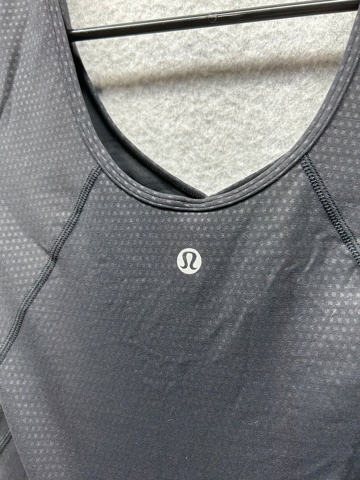 Lululemon Align T-Shirt Size 4 Polka Squat Emboss Black