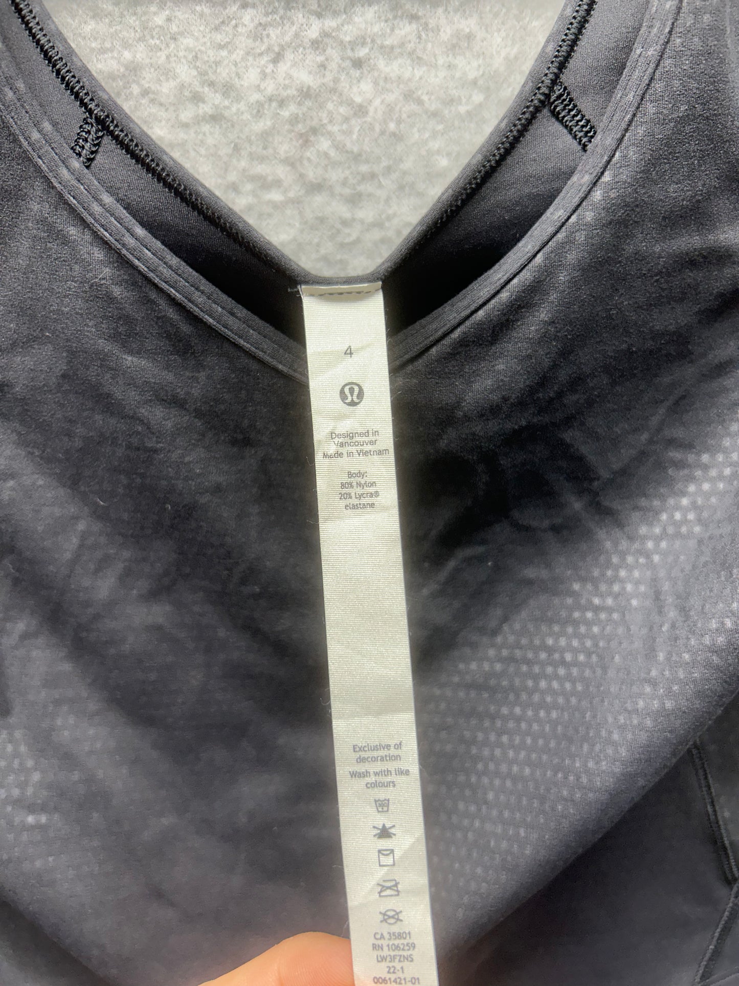 Lululemon Align T-Shirt Size 4 Polka Squat Emboss Black