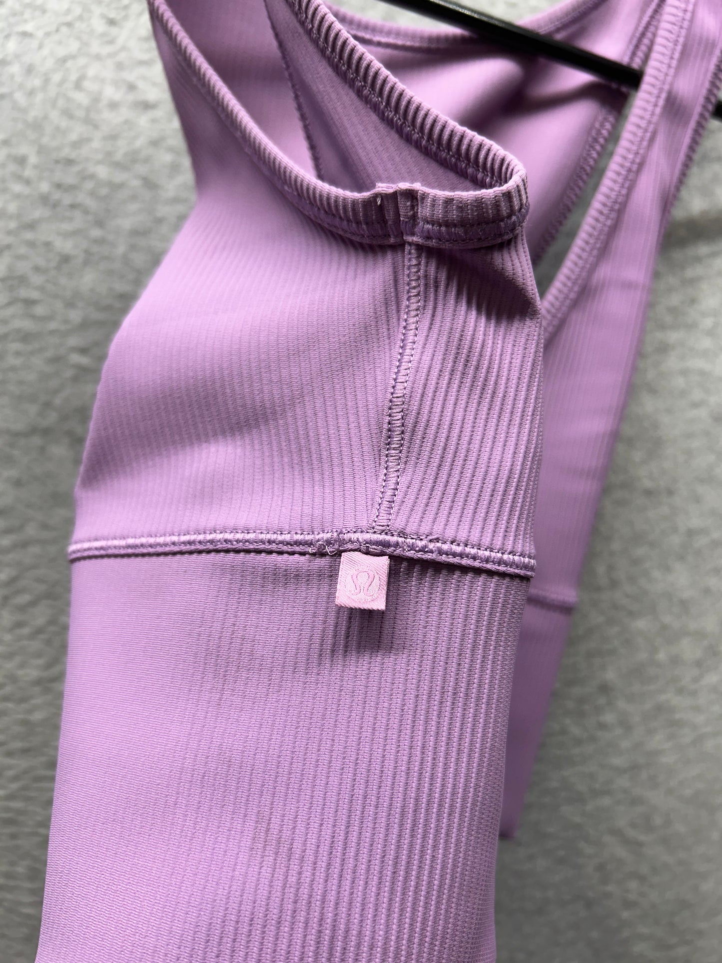 Lululemon Power Pivot Ribbed Tank Top Size 0/2 Pink Blossom