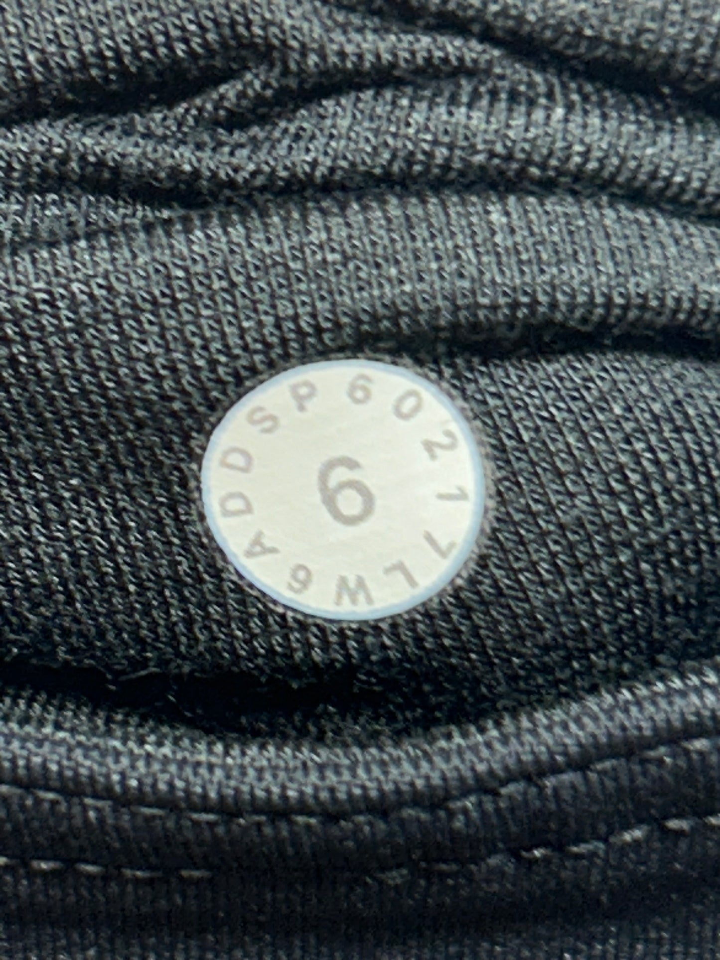 Lululemon Train Times Crop 17" Size 6 Black