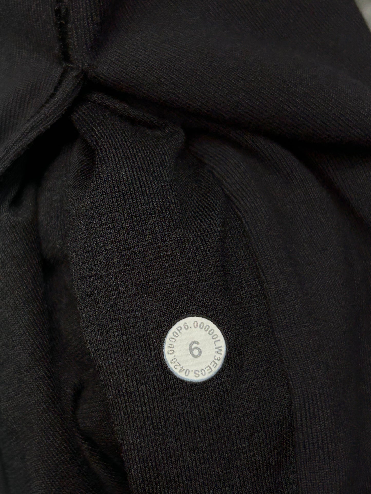Lululemon Rulu Rally Wrap Size 6 Black