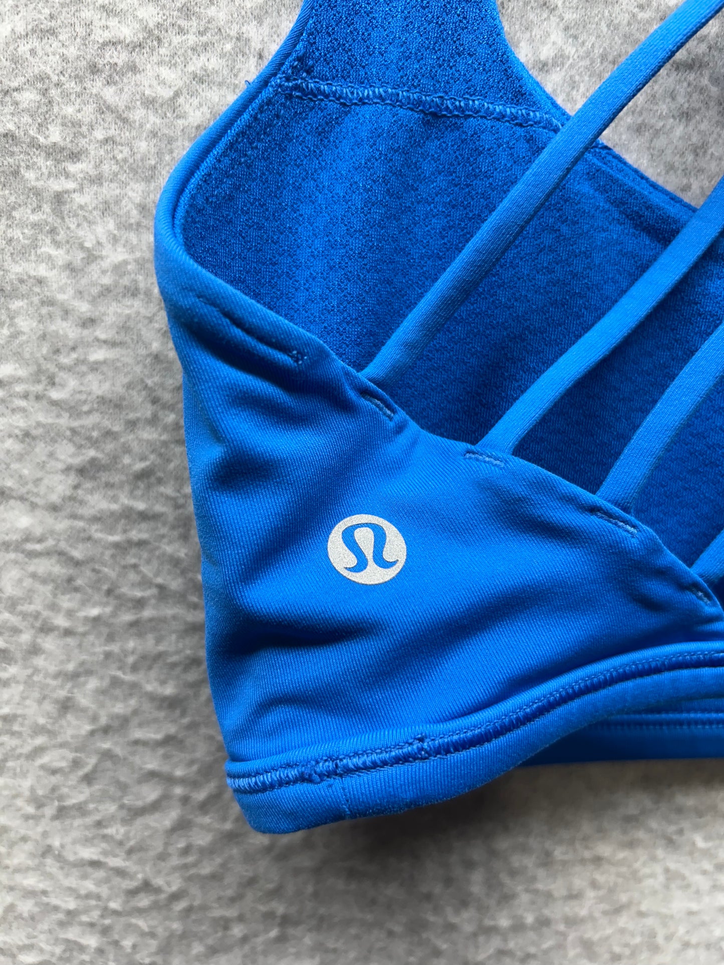 Lululemon Free to Be Bra Wild Size 6 Cerulean Blue
