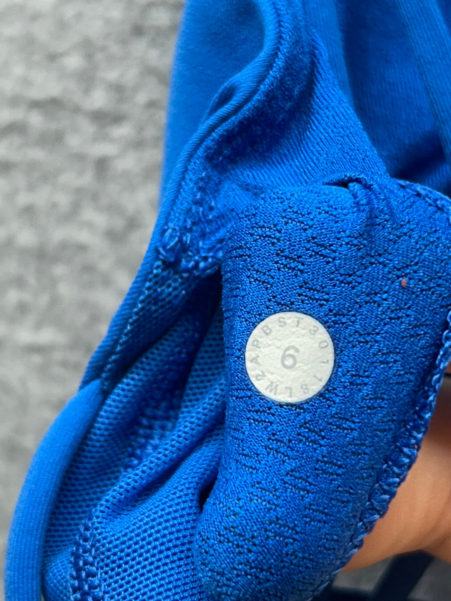 Lululemon Free to Be Bra Wild Size 6 Cerulean Blue