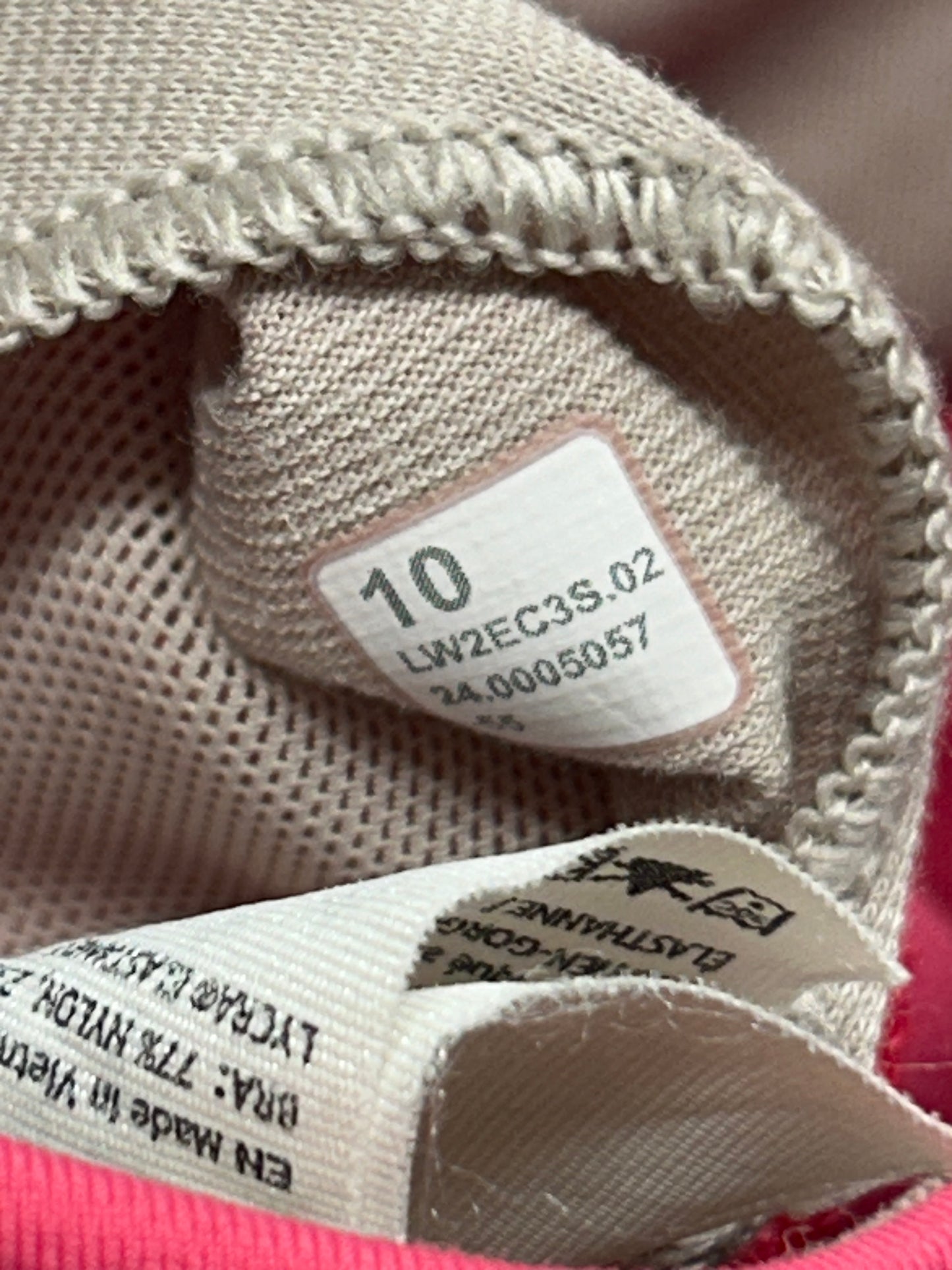 Lululemon Energy Bra High-Neck Longline Zip Special Edition Size 10 Pink