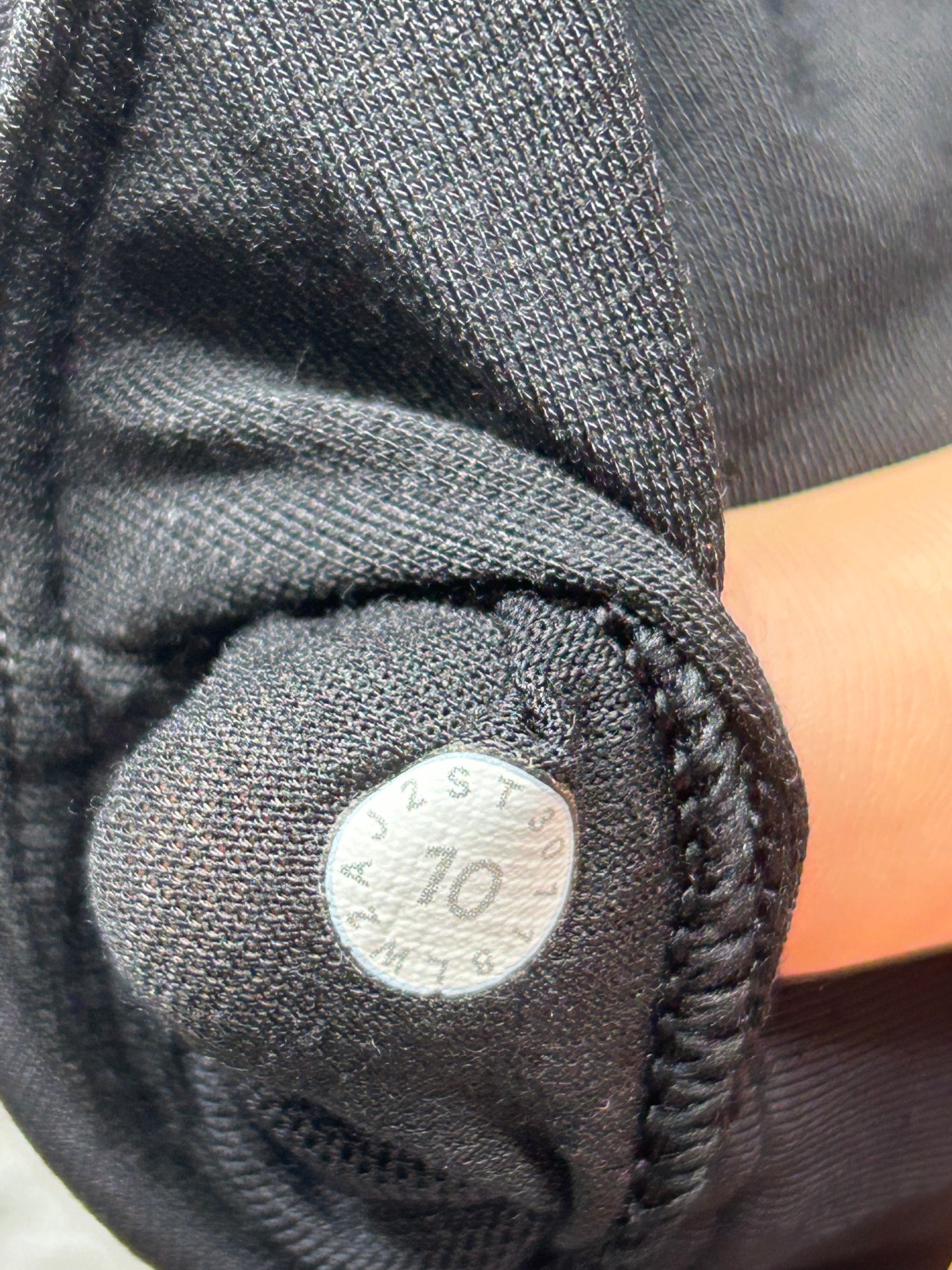Lululemon Pushing Limits Bra Size 10 Black