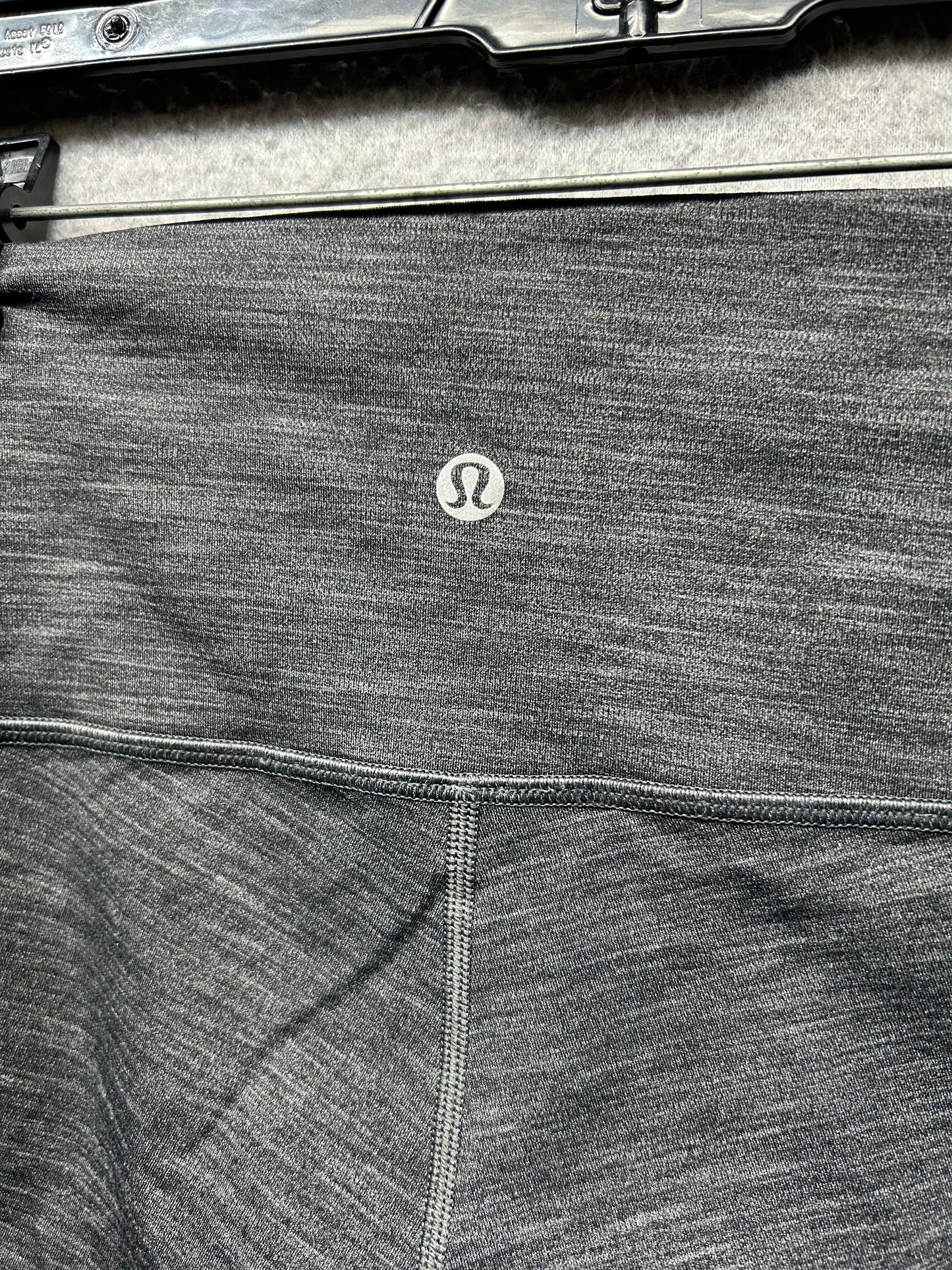 Lululemon Wunder Under High-Rise Tight 28" Brushed Full-On Luxtreme Size 4 Heathered Black