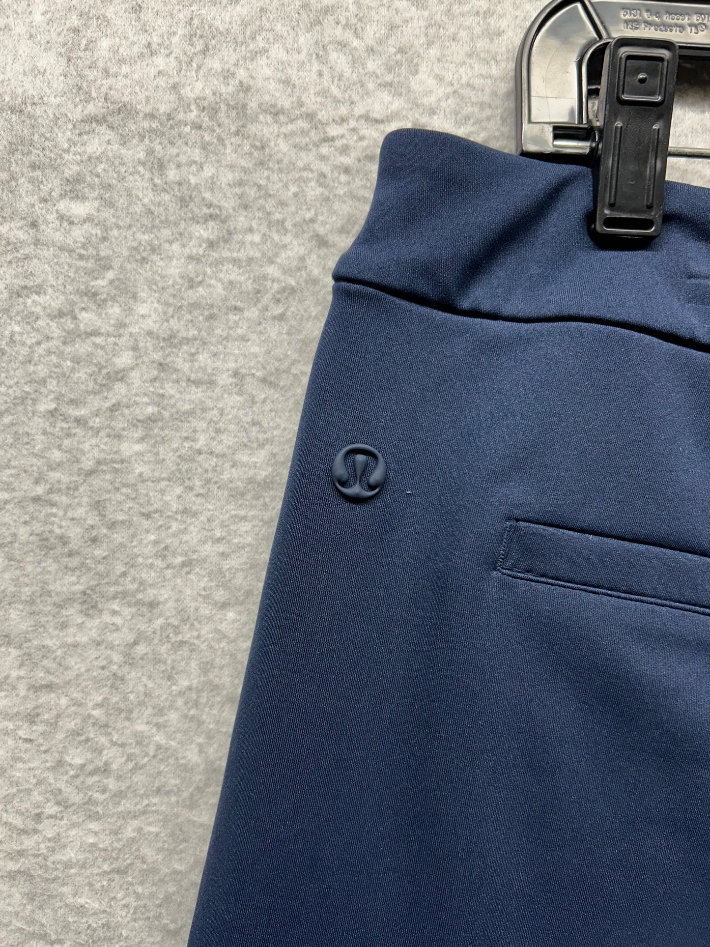 Lululemon Luxtreme Mid-Rise Straight-Leg Trouser Size Large (Sqaure Dot) True Navy