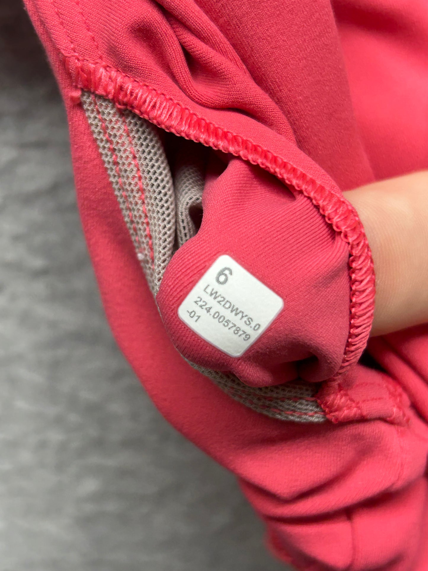 Lululemon Align V-Neck Bra Size 6 Desert Red