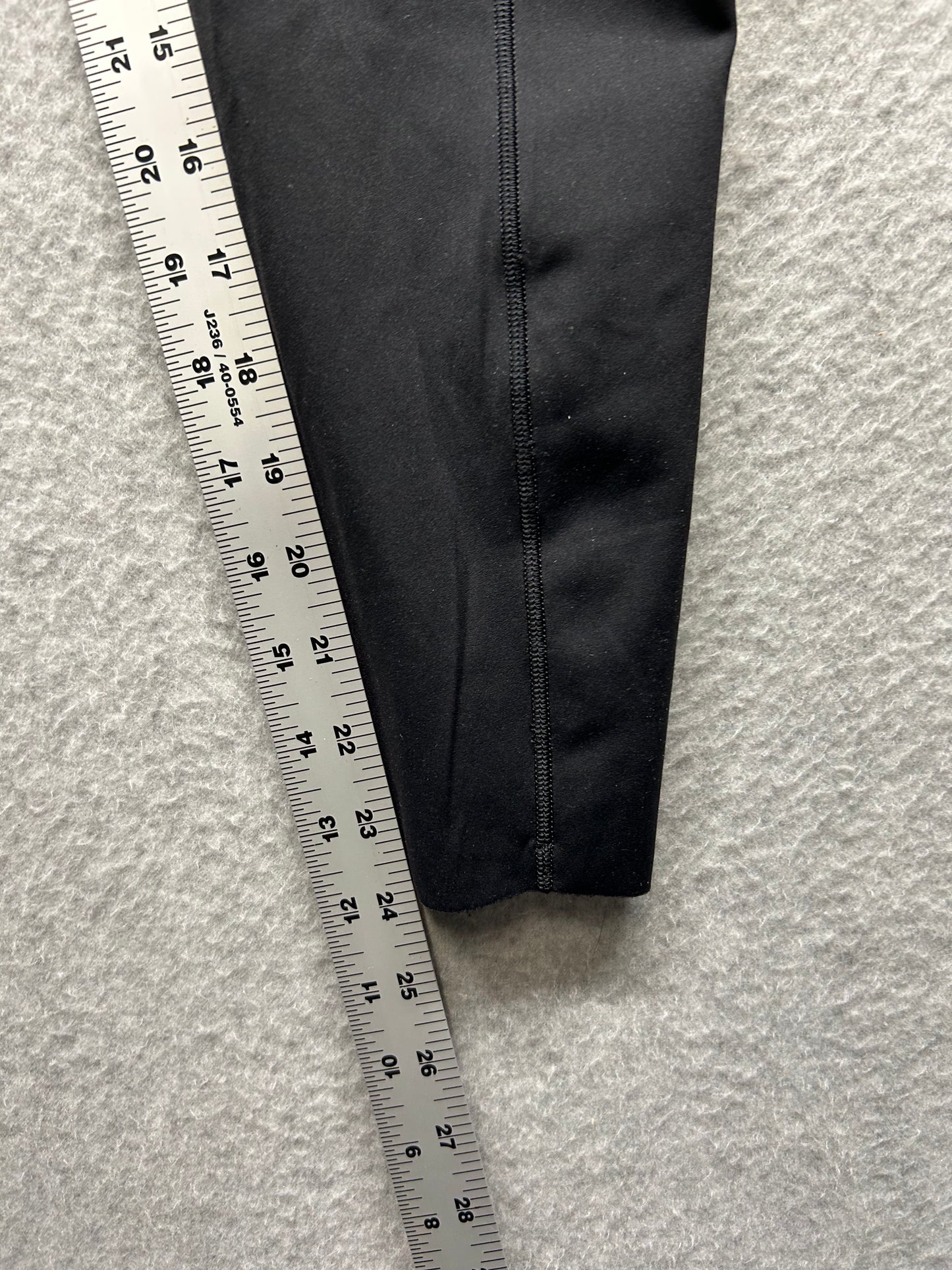 Lululemon Fast & Free 7/8 Tight II *Non-Reflective Nulux 24" Size 8 Black