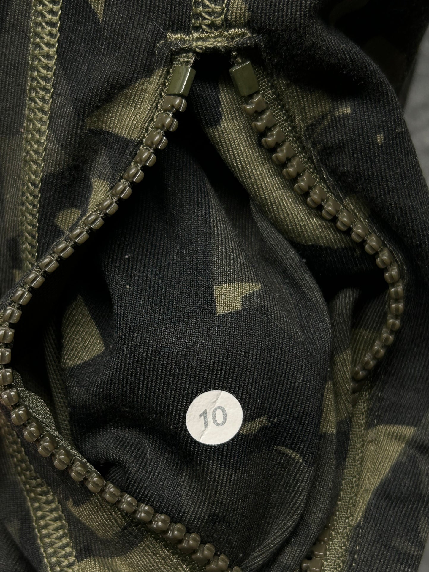 Lululemon Define Jacket Size 10 Full Zip Heritage 365 Camo Medium Olive Multi