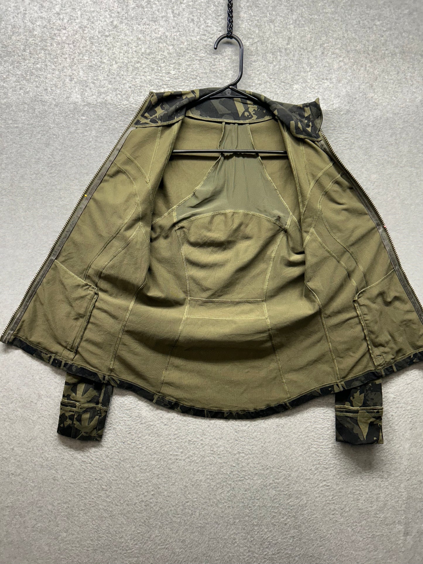 Lululemon Define Jacket Size 10 Full Zip Heritage 365 Camo Medium Olive Multi