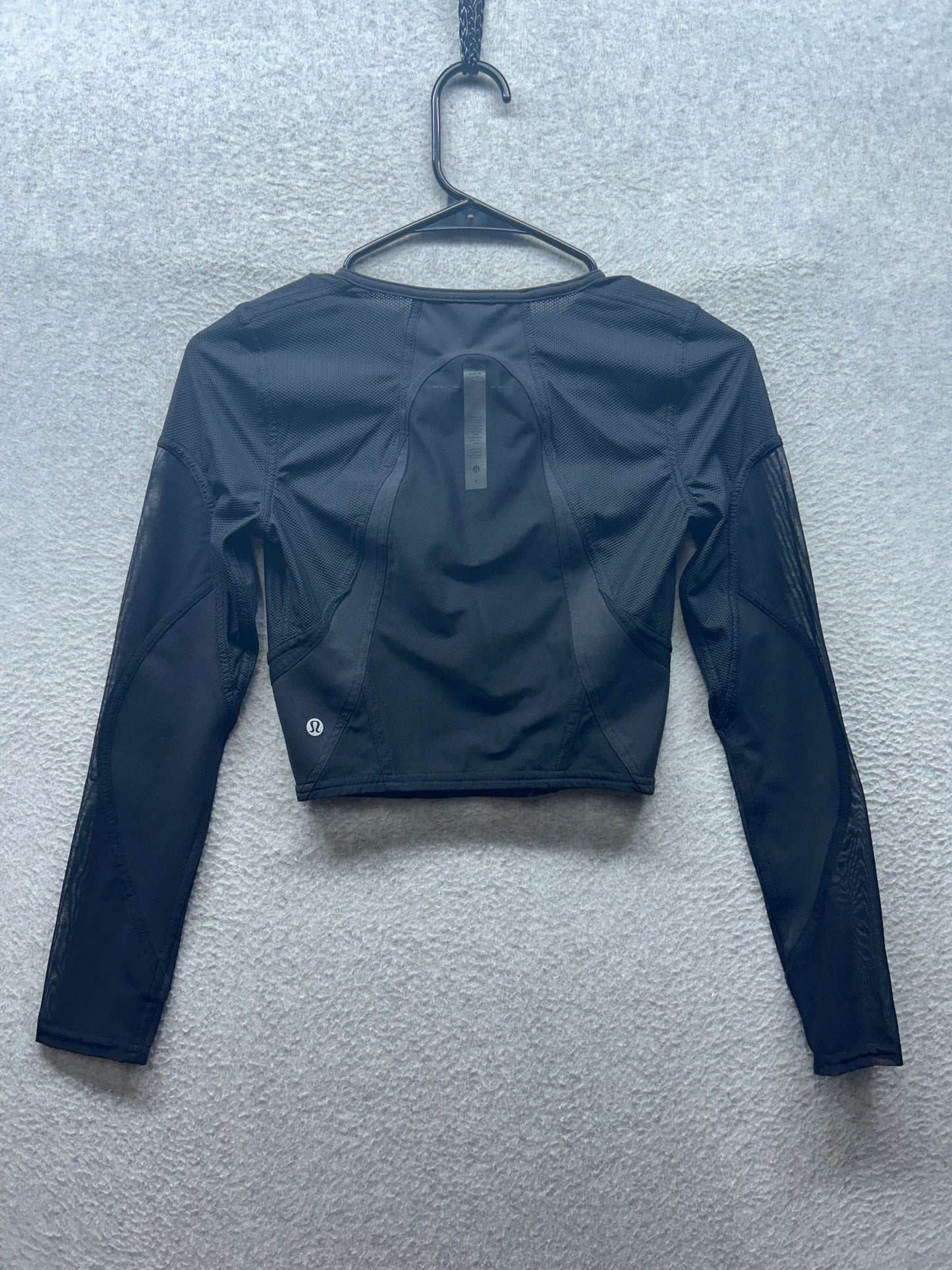 Lululemon Mesh Panelled Training Long Sleeve Shirt Size 4 Black