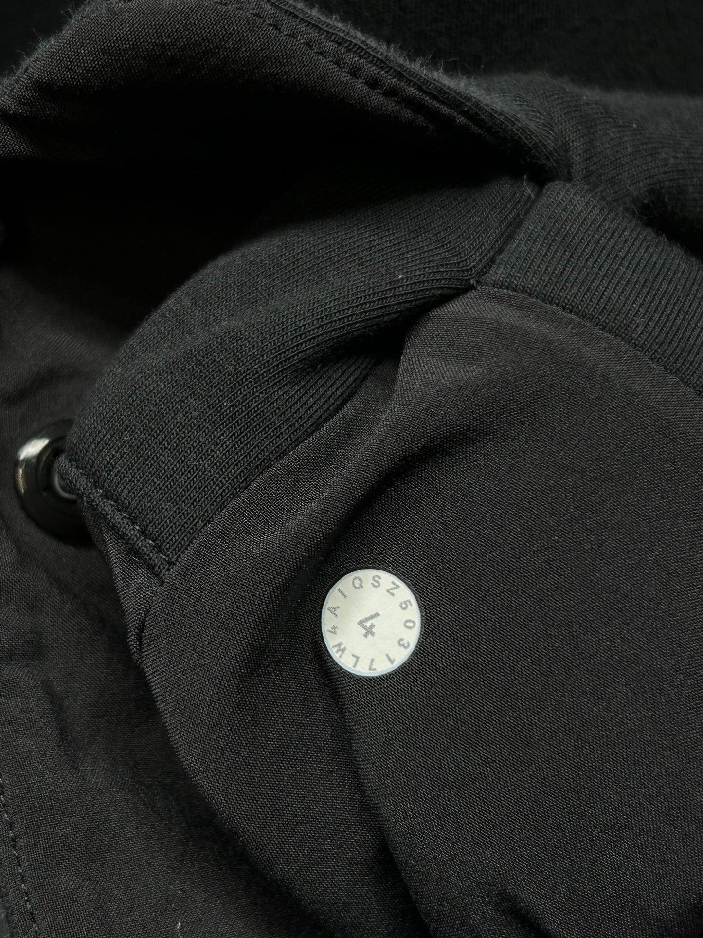 Lululemon New Form Coat Full Zip Size 4 Black