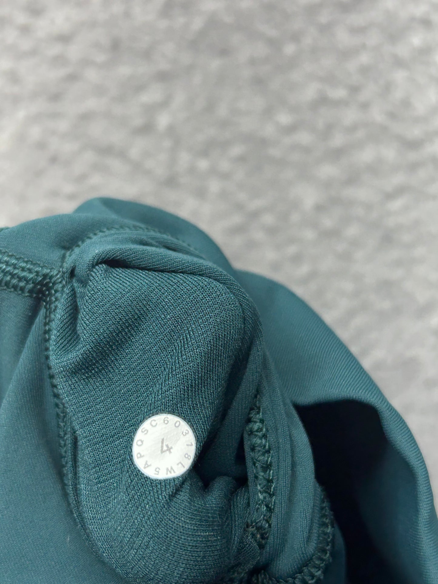 Lululemon Wunder Under Hi-Rise 7/8 Tight 24" Size 4 Green Jasper