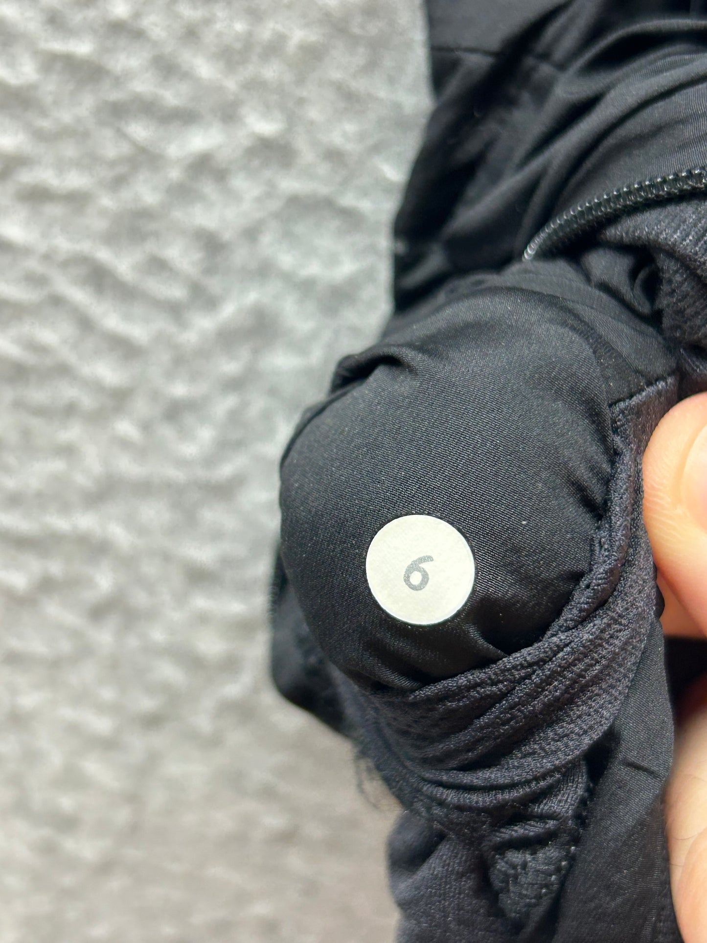 Lululemon Run For Cold Vest Size 6 Black