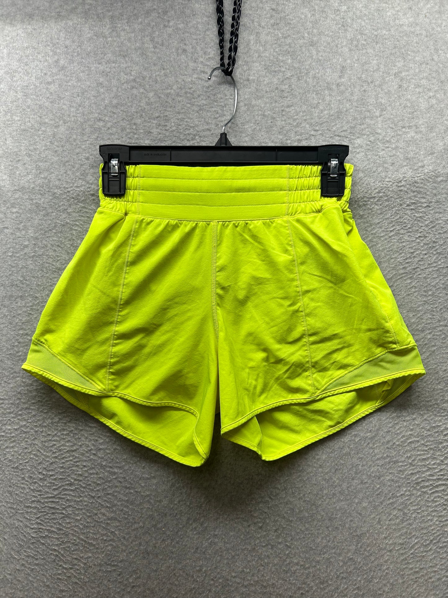 Lululemon Hotty Hot High-Rise Short 4" Size 4 Highlight Yellow