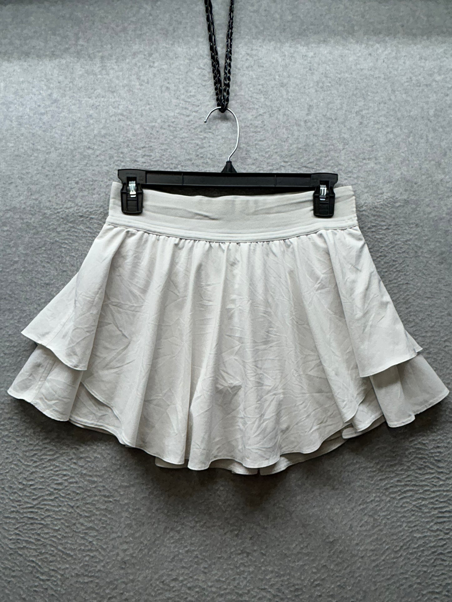 Lululemon Court Rival High Rise Skirt Size 6 White