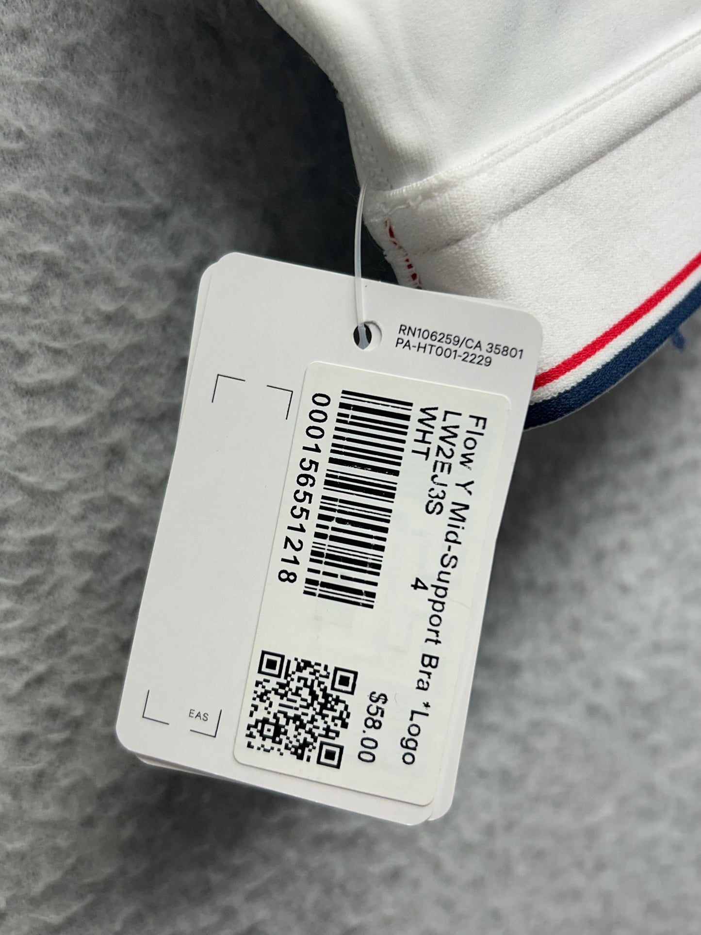 Lululemon Flow Y Bra Mid Support Size 4 White