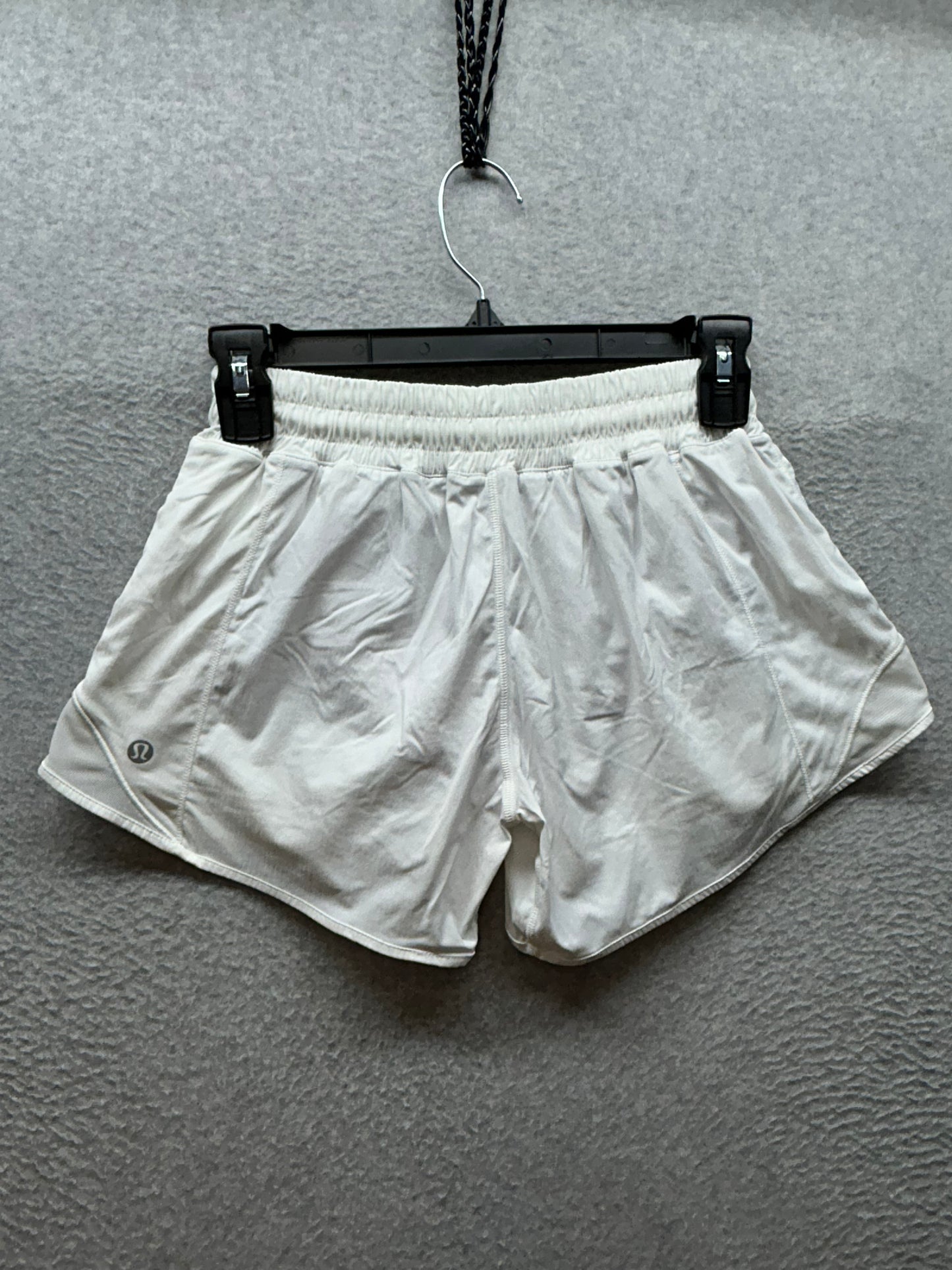 Lululemon Hotty Hot Short II Long 4" Size 4 White