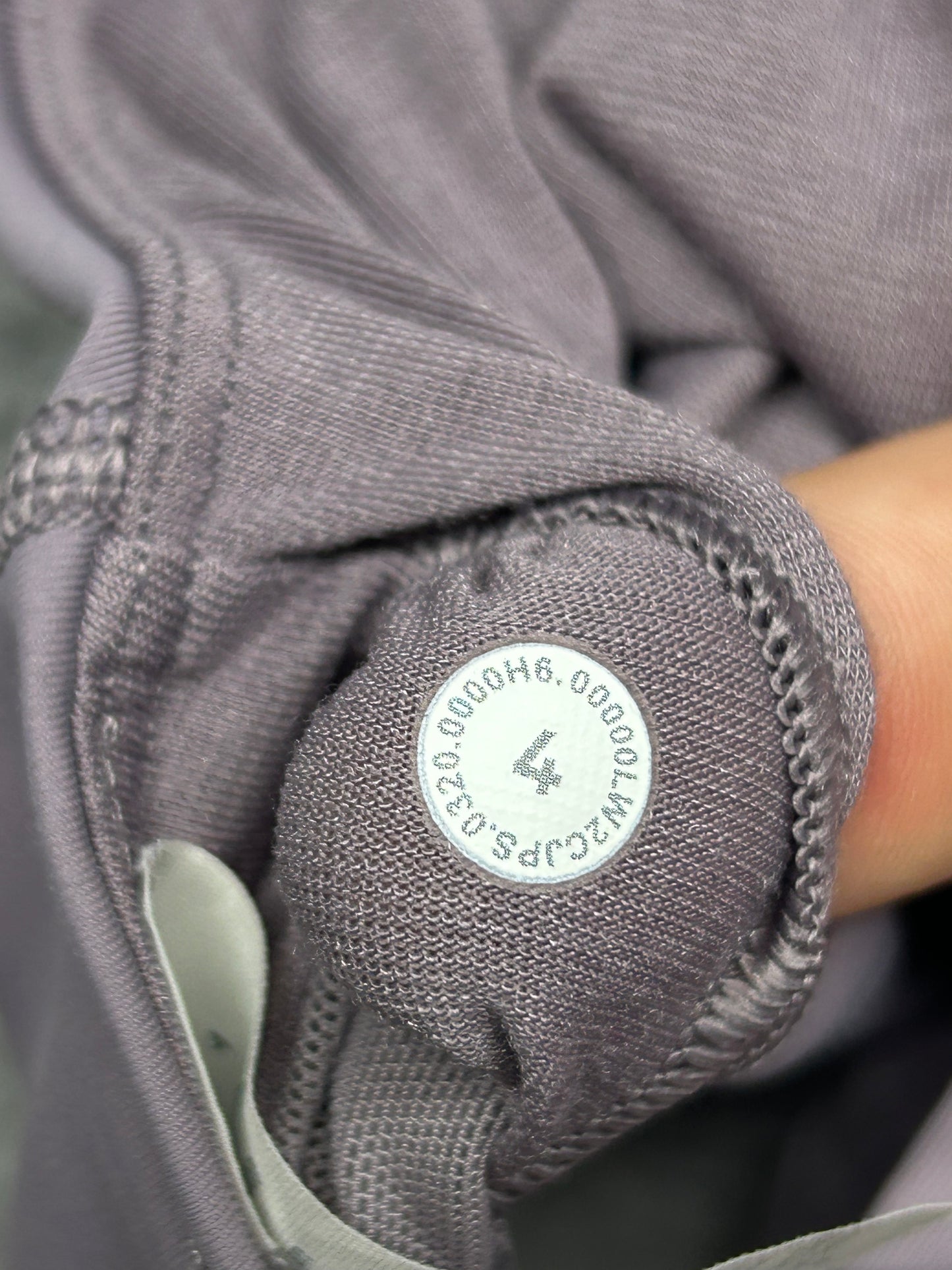 Lululemon Energy Bra High Neck Long Line Size 4 Violet Verbena